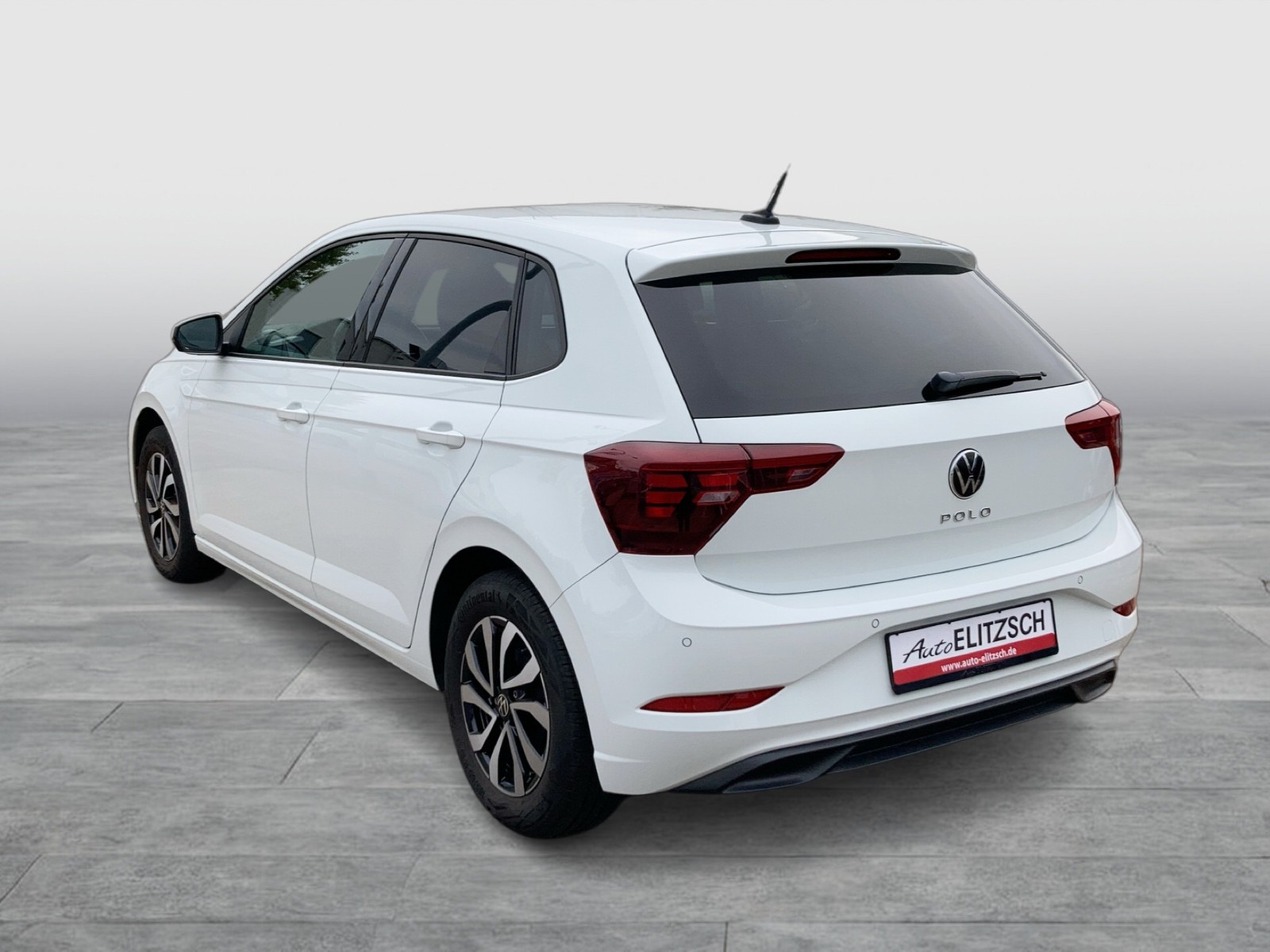 Fahrzeugabbildung Volkswagen Polo TSI Active DSG LED Navi ACC PDC SH