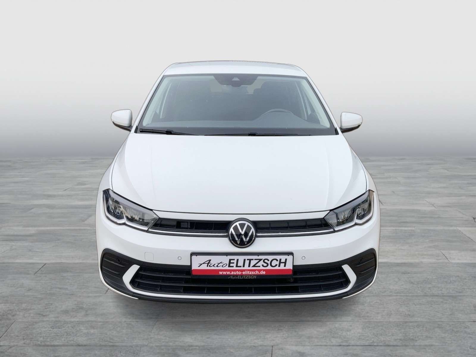 Fahrzeugabbildung Volkswagen Polo TSI Active DSG LED Navi ACC PDC SH