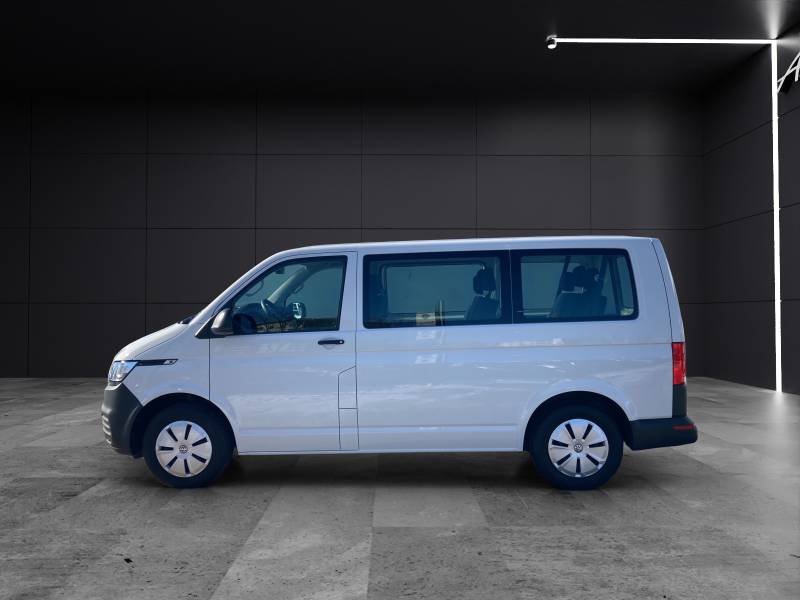 Fahrzeugabbildung Volkswagen T6 Kombi T6.1 TDI 9-Sitzer KLIMA KOMFORT DAB