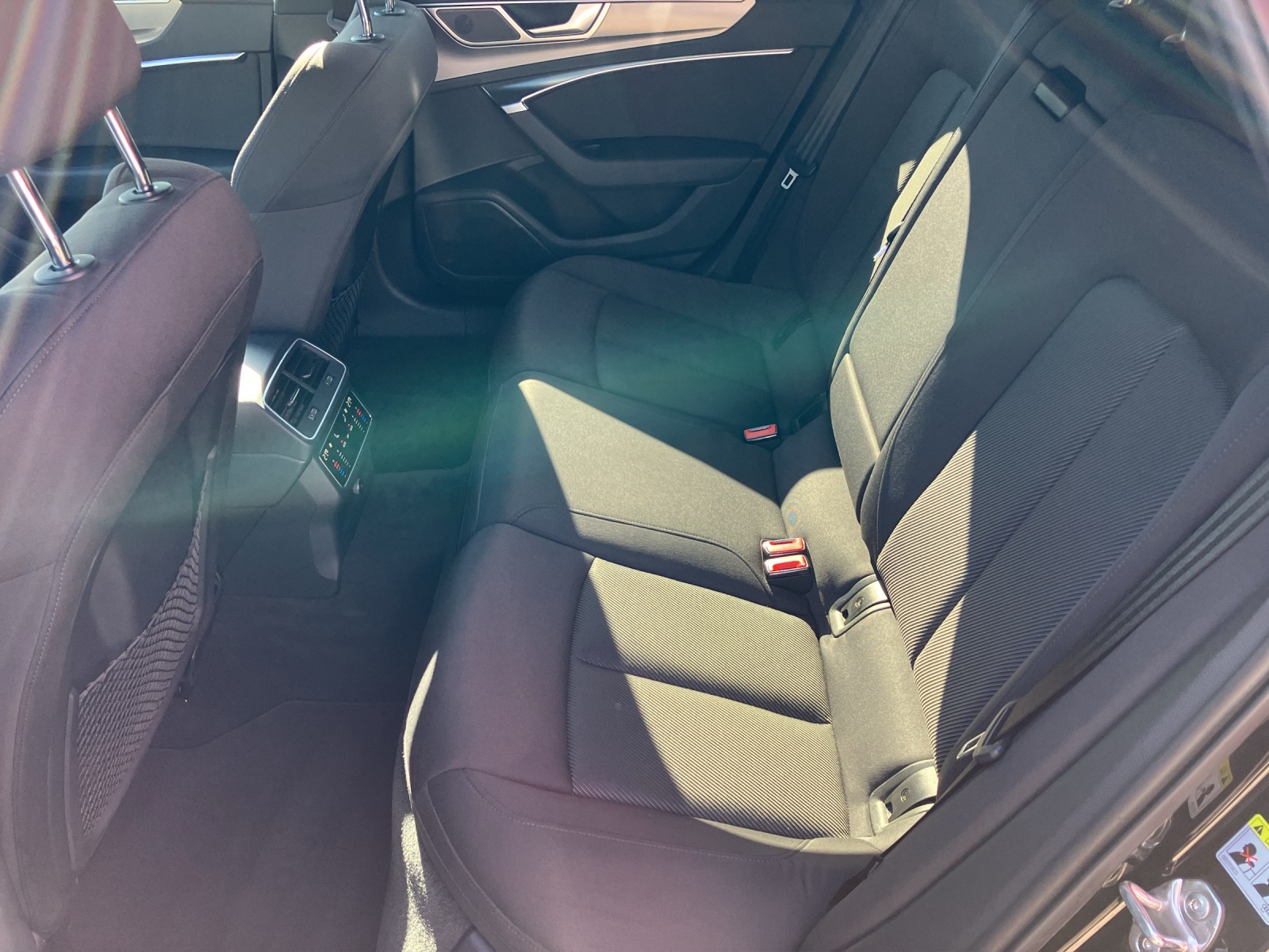 Fahrzeugabbildung Audi A6 Avant 50 TDI sport quattro Matrix AVC ACC SH 19