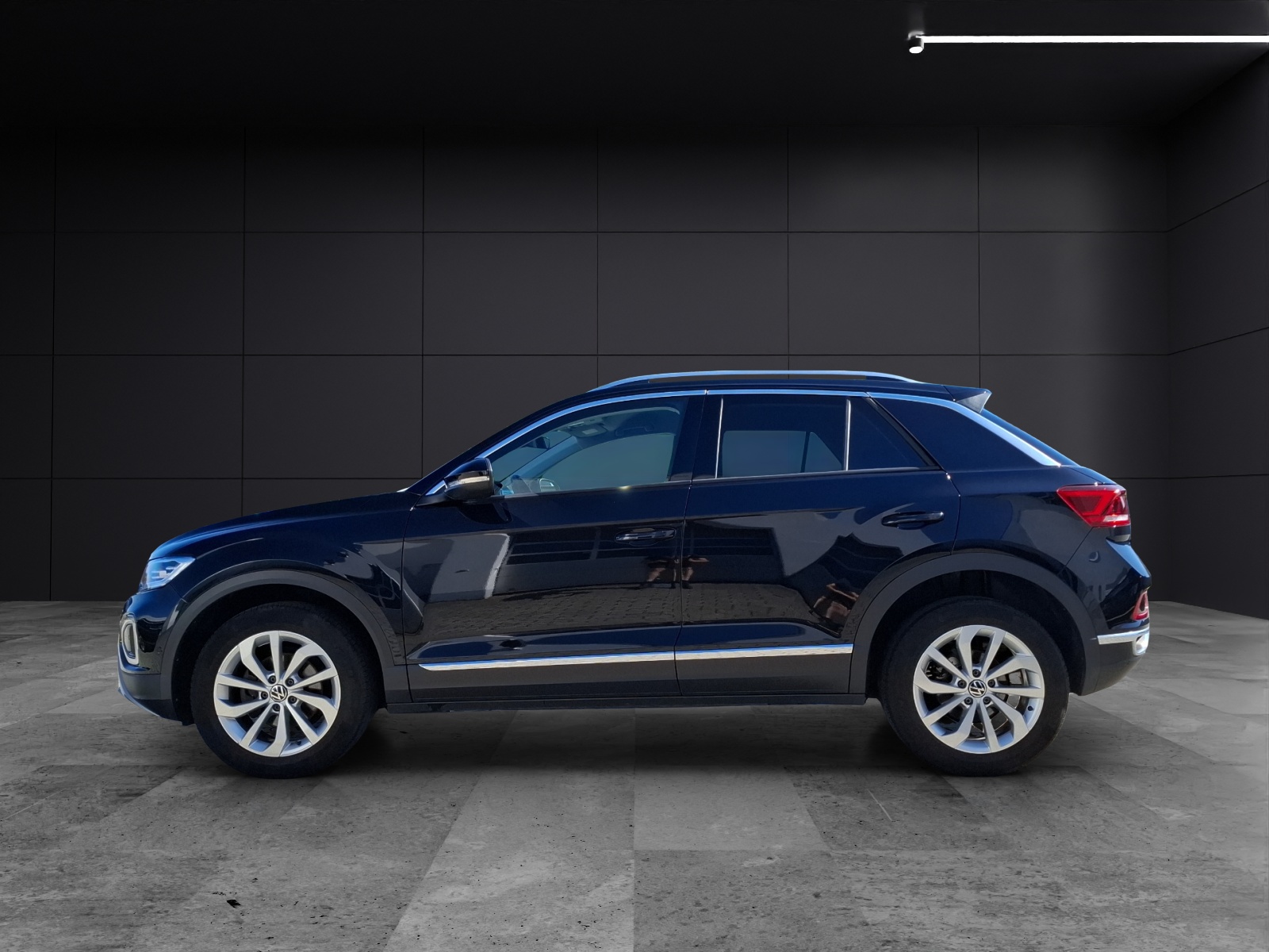 Fahrzeugabbildung Volkswagen T-Roc TSI Style LED Navi AID ACC Park-Assist SH