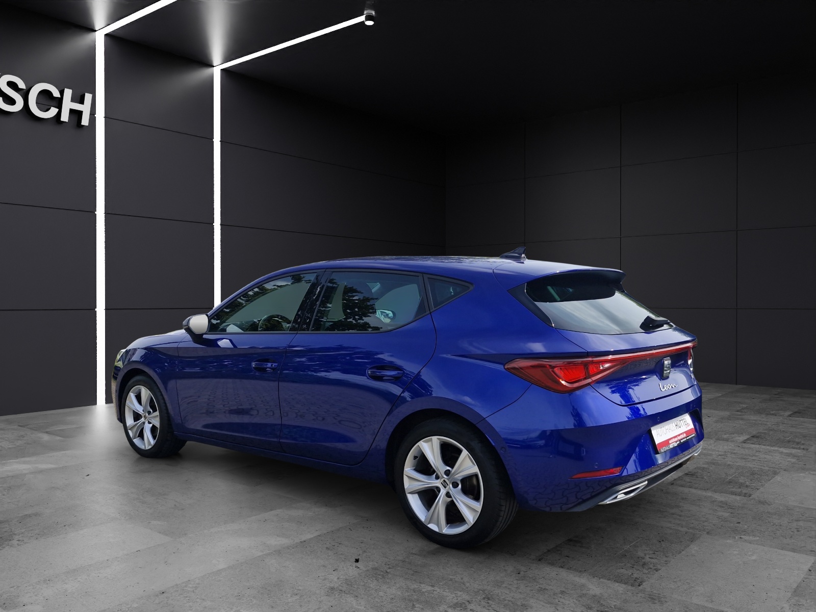 Fahrzeugabbildung SEAT Leon TSI FR LED Navi ACC Park-Assist SH LM fertig
