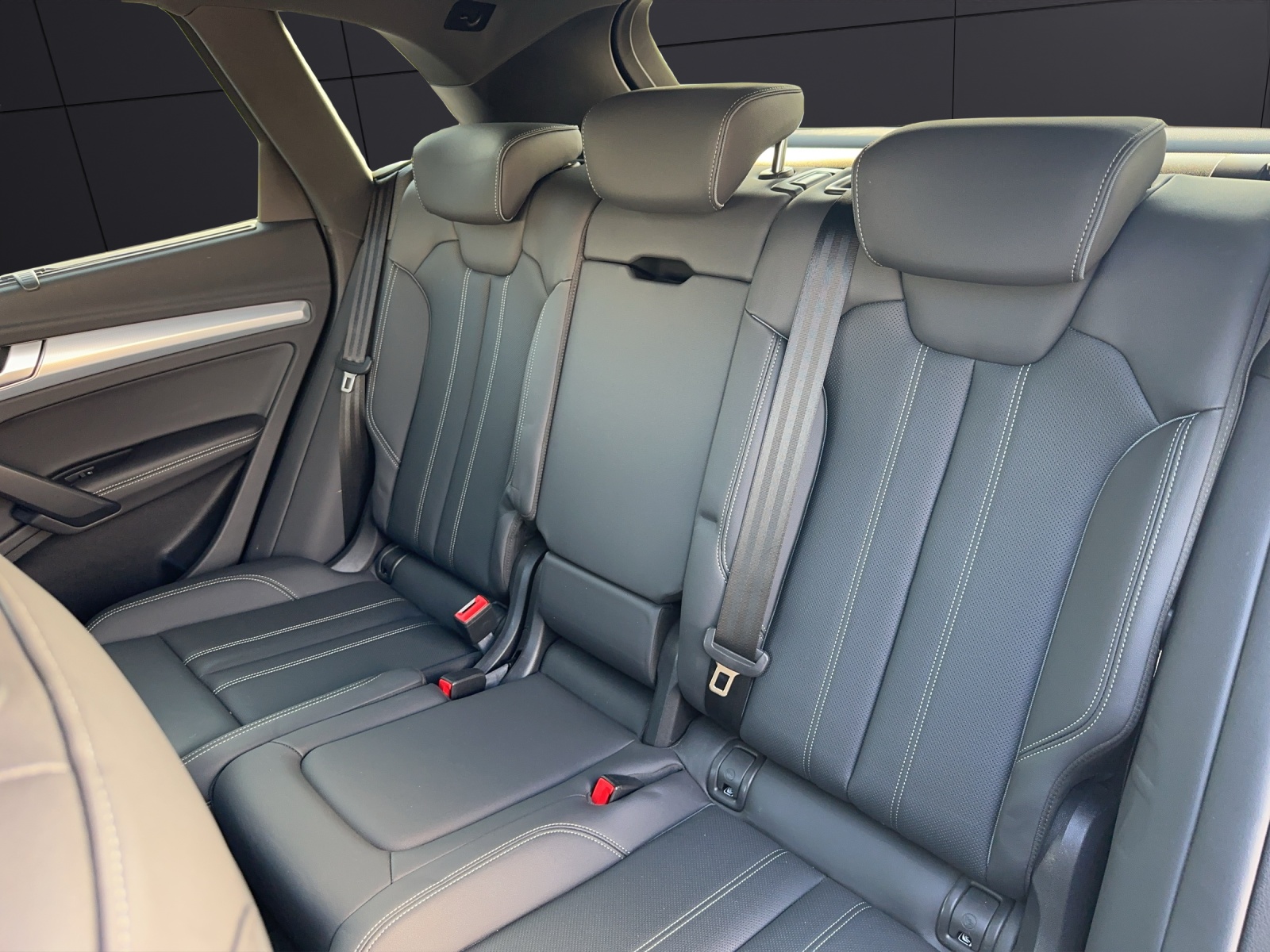 Fahrzeugabbildung Audi Q5 50 TDI quattro S line MATRIX LUFT 21