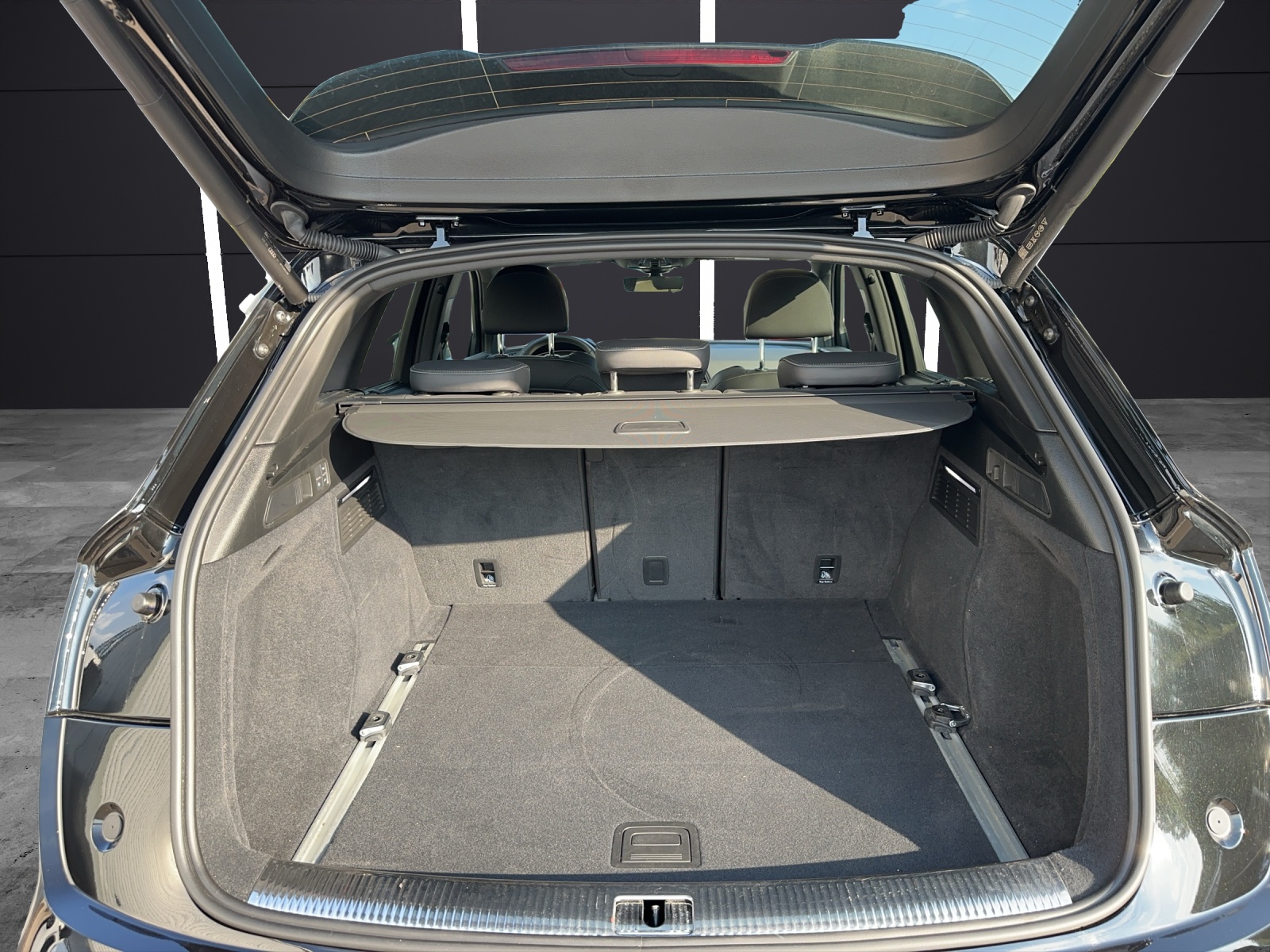 Fahrzeugabbildung Audi Q5 50 TDI quattro S line MATRIX LUFT 21