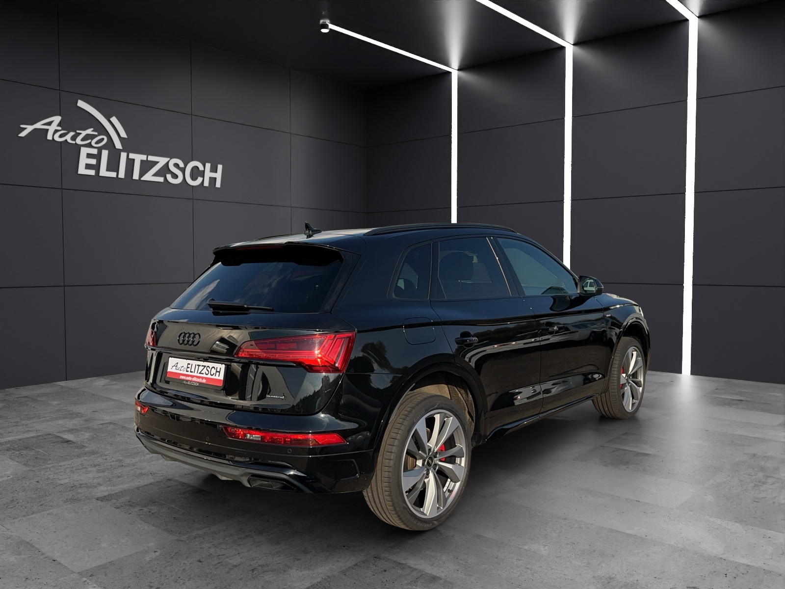 Fahrzeugabbildung Audi Q5 50 TDI quattro S line MATRIX LUFT 21
