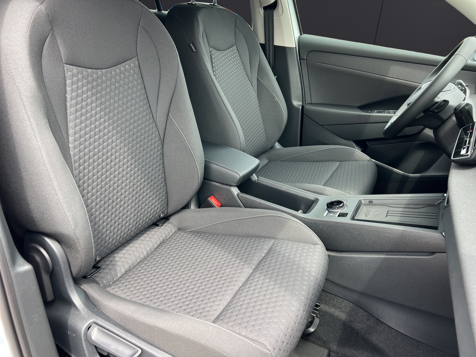 Fahrzeugabbildung Volkswagen T-Roc Energy eTSI NAVI