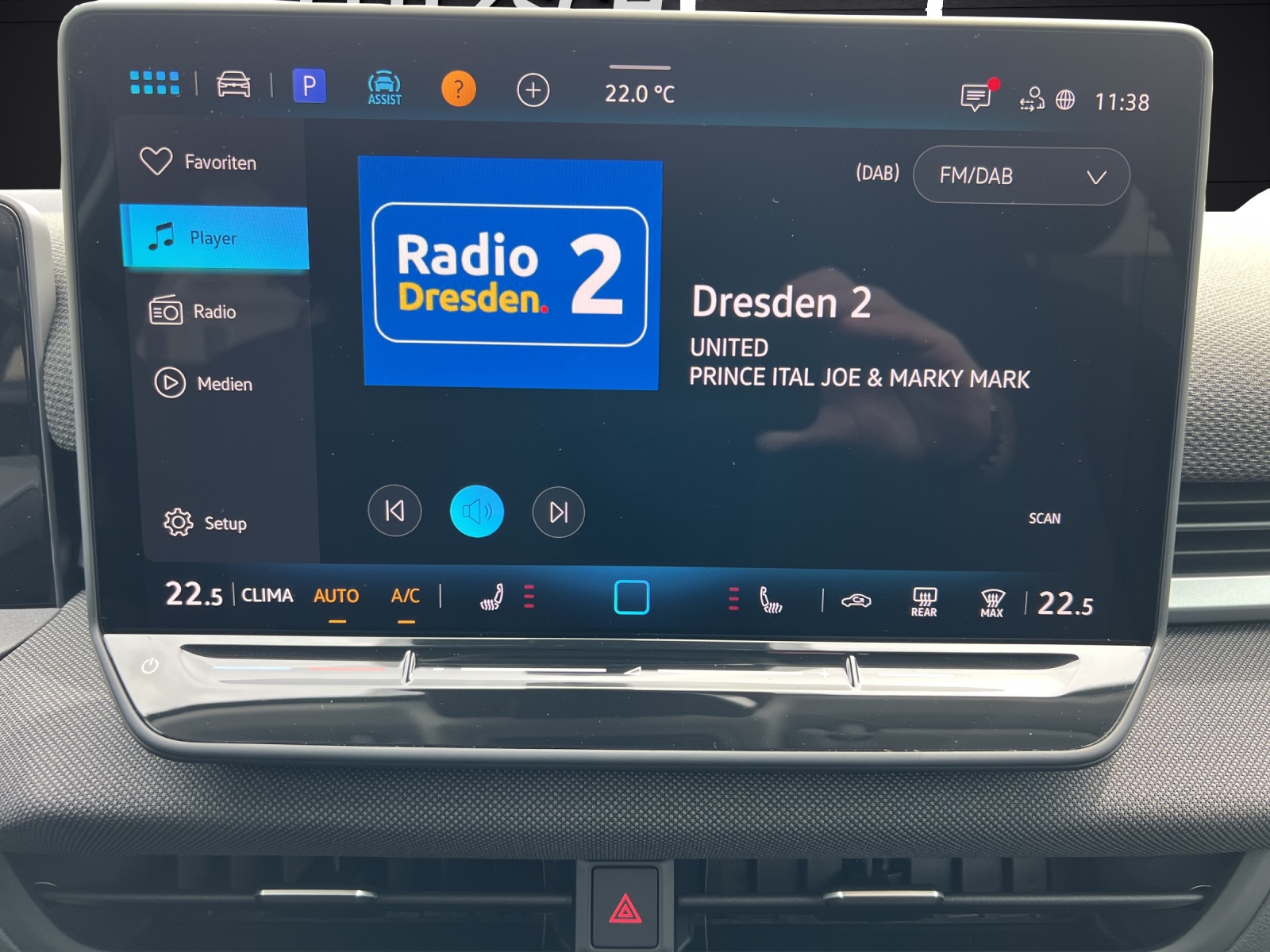 Fahrzeugabbildung Volkswagen T-Roc Energy eTSI NAVI