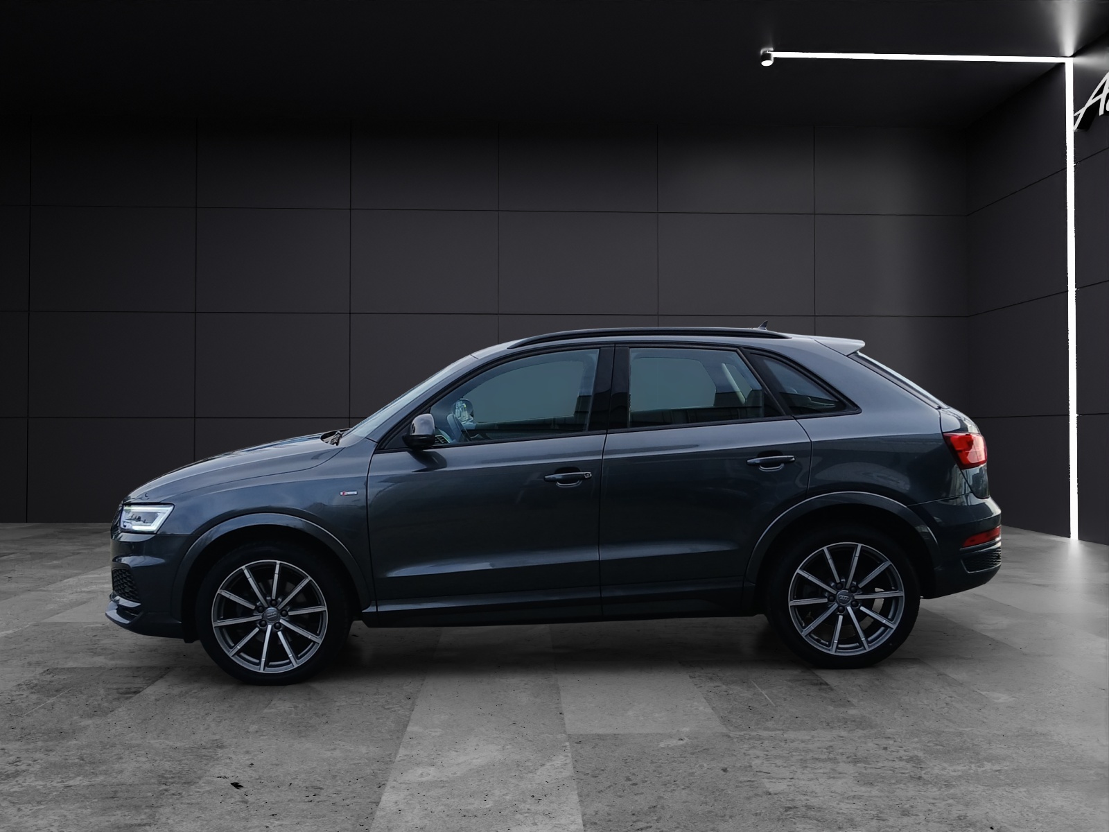 Fahrzeugabbildung Audi Q3 TFSI S Line S-tronic qu LED Navi GRA PDC SHZ