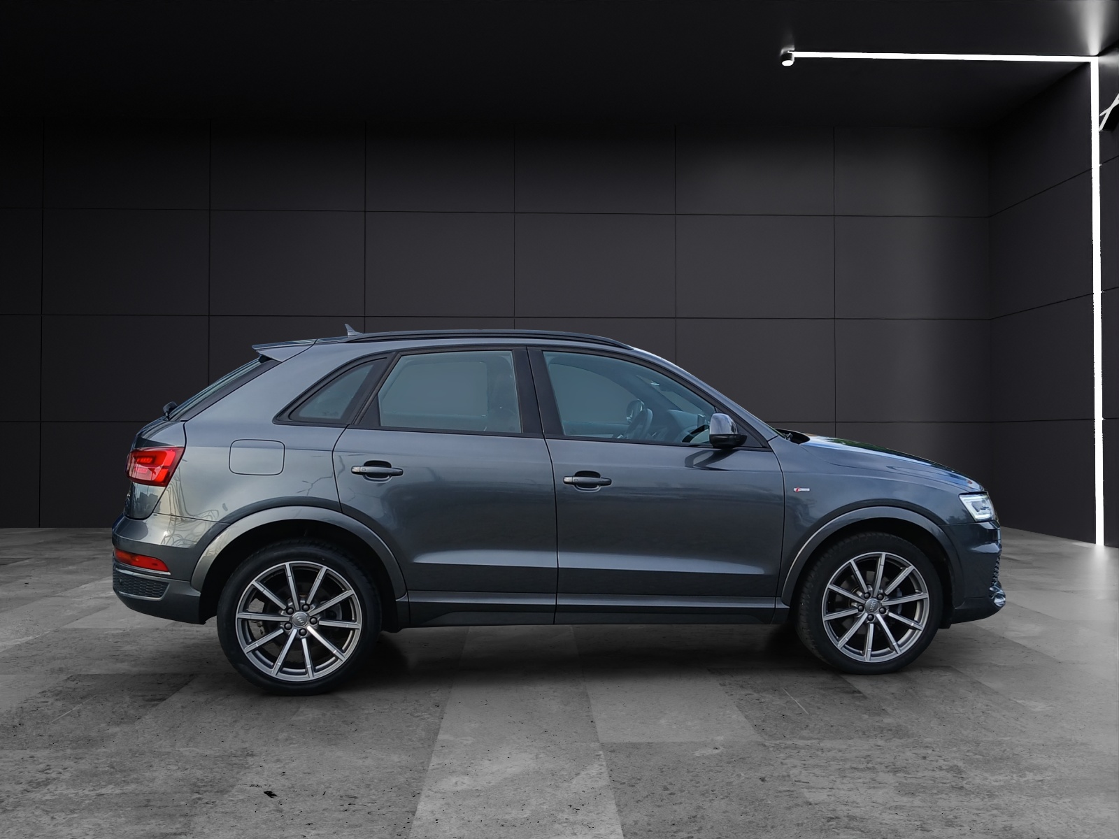 Fahrzeugabbildung Audi Q3 TFSI S Line S-tronic qu LED Navi GRA PDC SHZ