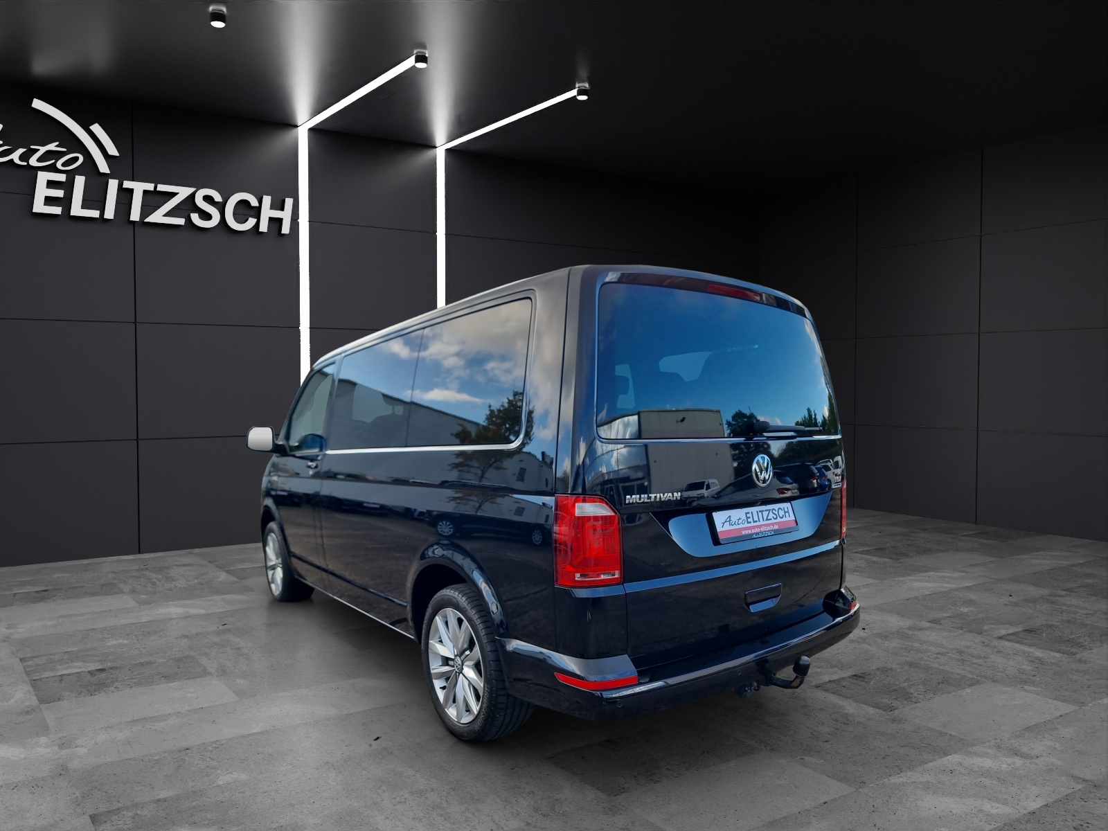 Fahrzeugabbildung Volkswagen T6 Multivan TDI DSG Comfortline LEDER STH 7-SITZER 18
