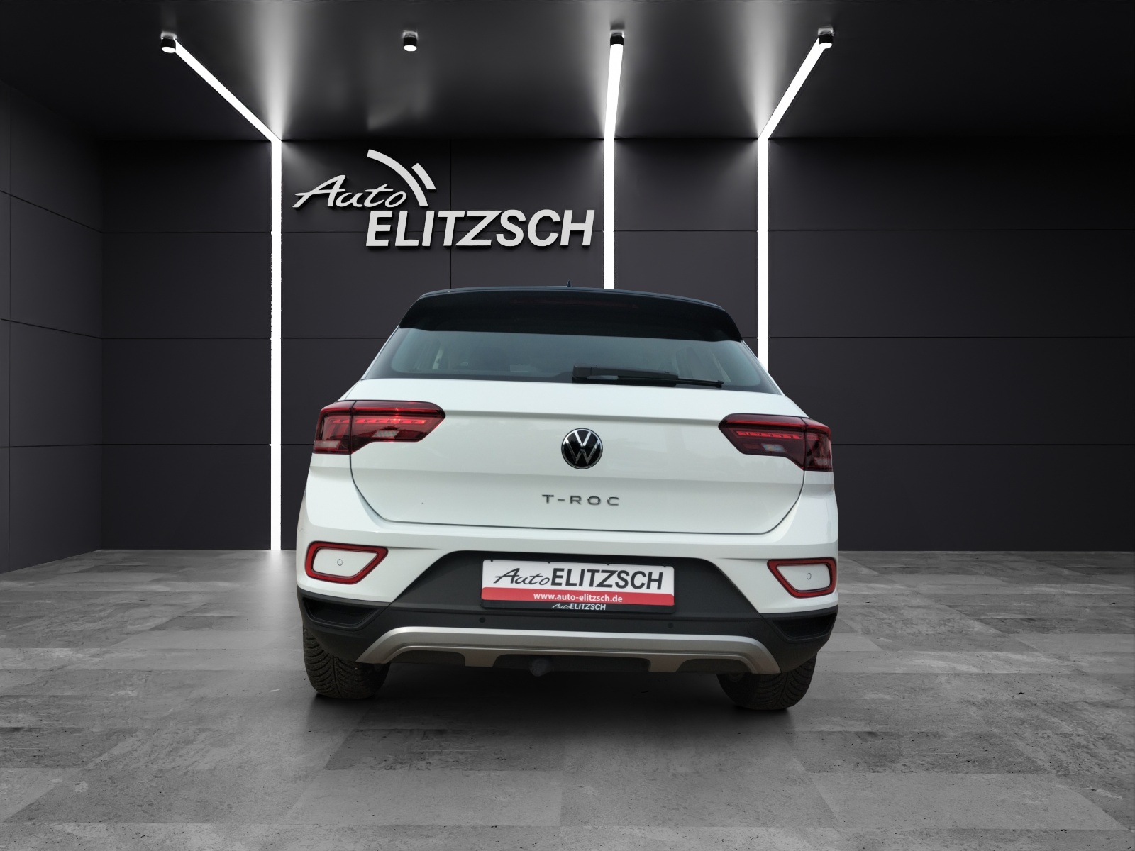 Fahrzeugabbildung Volkswagen T-Roc TSI Life STH LED AHK Navi AID ACC RFK SH