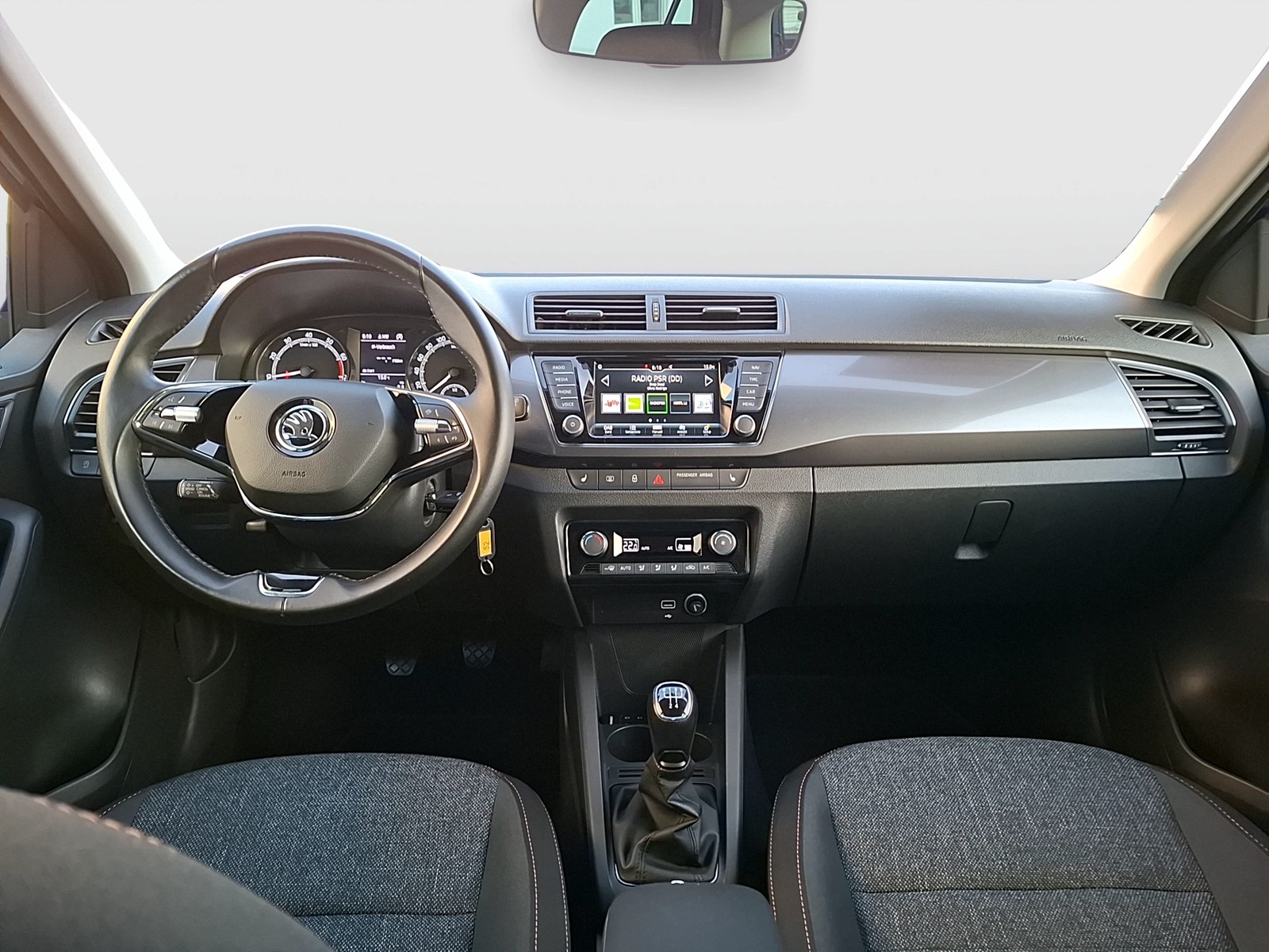 Fahrzeugabbildung SKODA Fabia TSI Best of Clever LED Navi ACC PDC SHZ LM