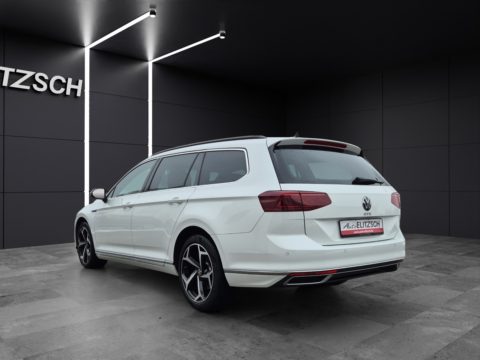 Fahrzeugabbildung Volkswagen Passat Variant GTE R-Line Standhzg MatrixLED AHK Leder HUD Pano AID ACC RFK