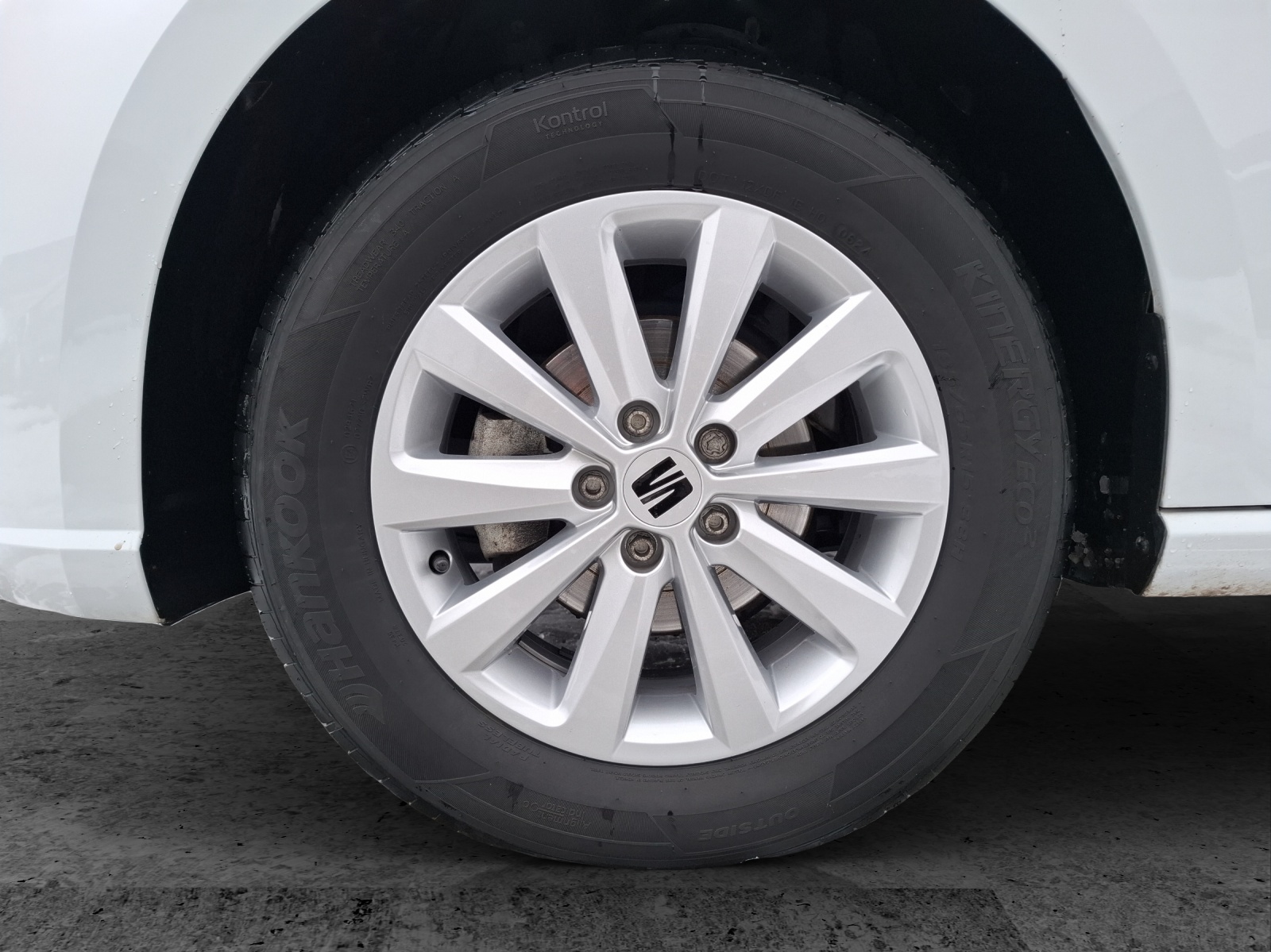 Fahrzeugabbildung SEAT Ibiza TSI Style LED Navi GRA RFK SH LM