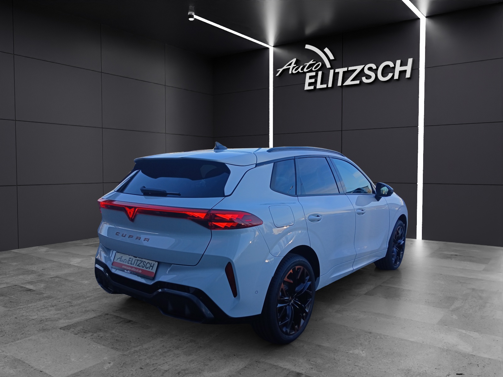 Fahrzeugabbildung CUPRA Terramar VZ 2.0 TSI AHK Sennh. Int.DriveXL