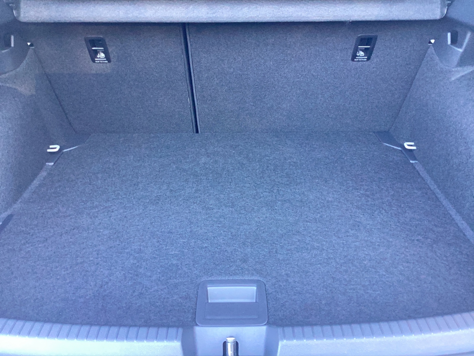 Fahrzeugabbildung Volkswagen Taigo Energy LED DAB ACC