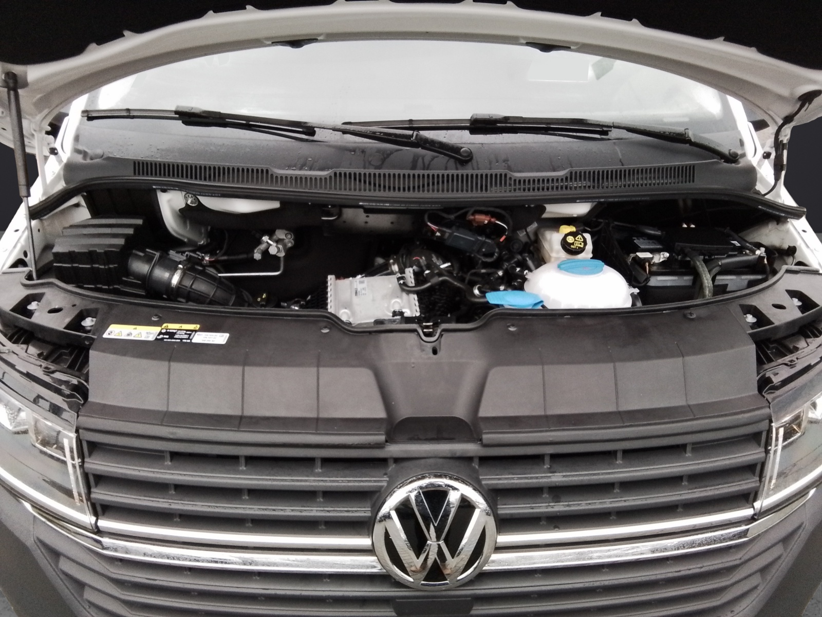 Fahrzeugabbildung Volkswagen T6 Kombi T6.1 TDI 9-Sitzer SITZH. PDC KLIMA RFK