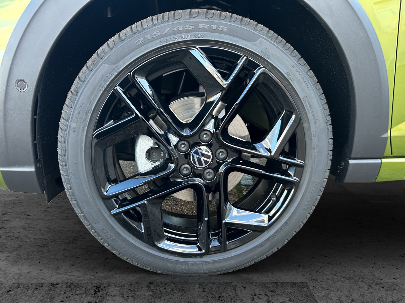 Fahrzeugabbildung Volkswagen Taigo R-Line LED NAVI ACC DAB