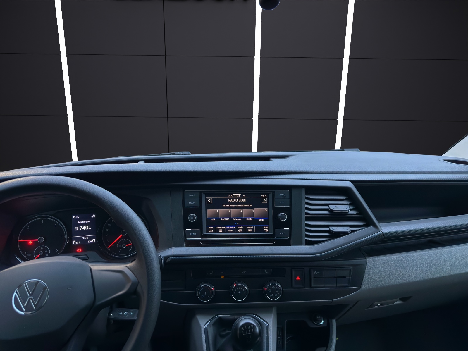 Fahrzeugabbildung Volkswagen T6 Transporter T6.1 TDI Kasten LR VORB. AHK KLIMA RFK SH
