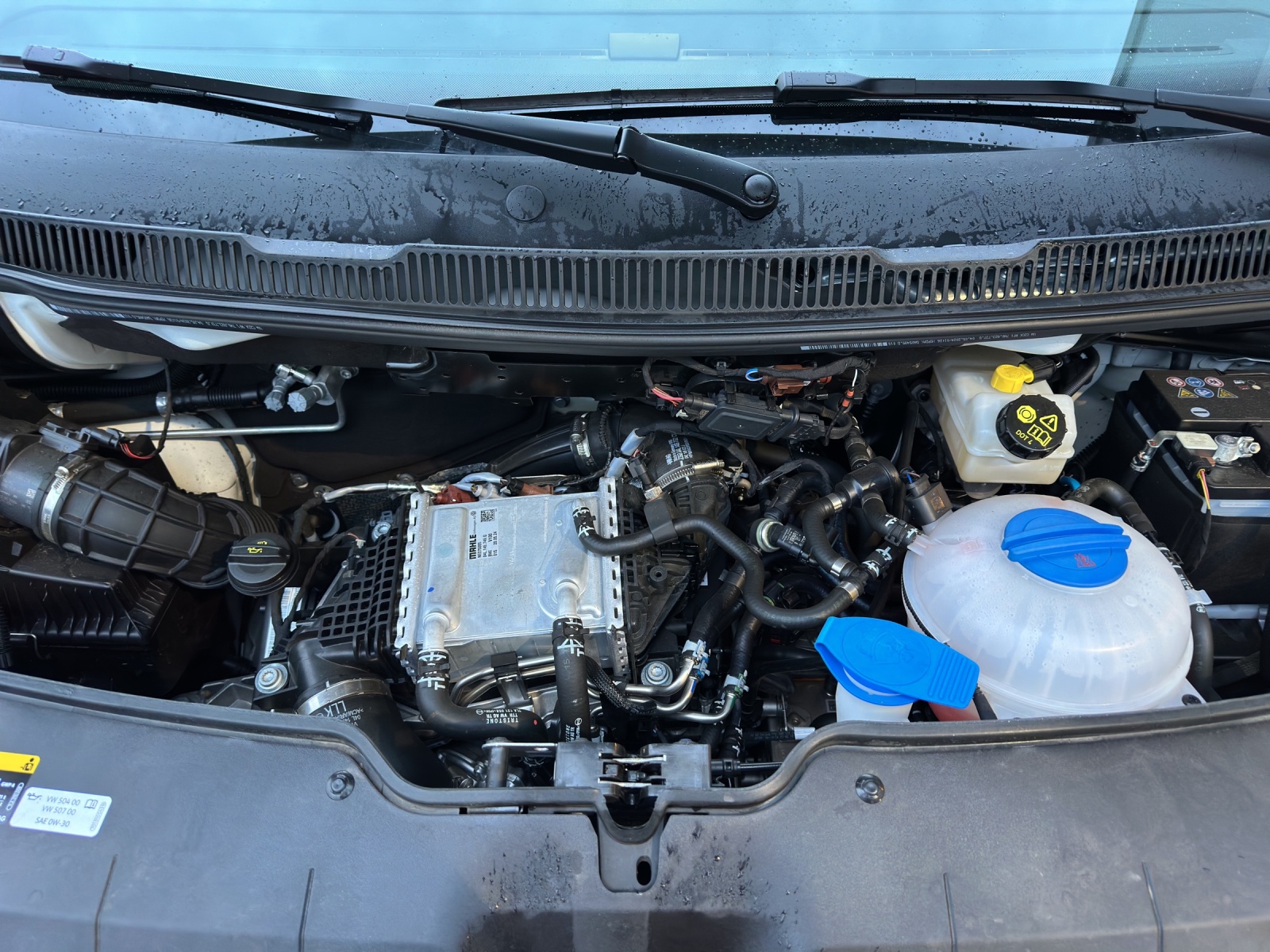 Fahrzeugabbildung Volkswagen T6 Transporter T6.1 TDI Kasten LR VORB. AHK KLIMA RFK SH