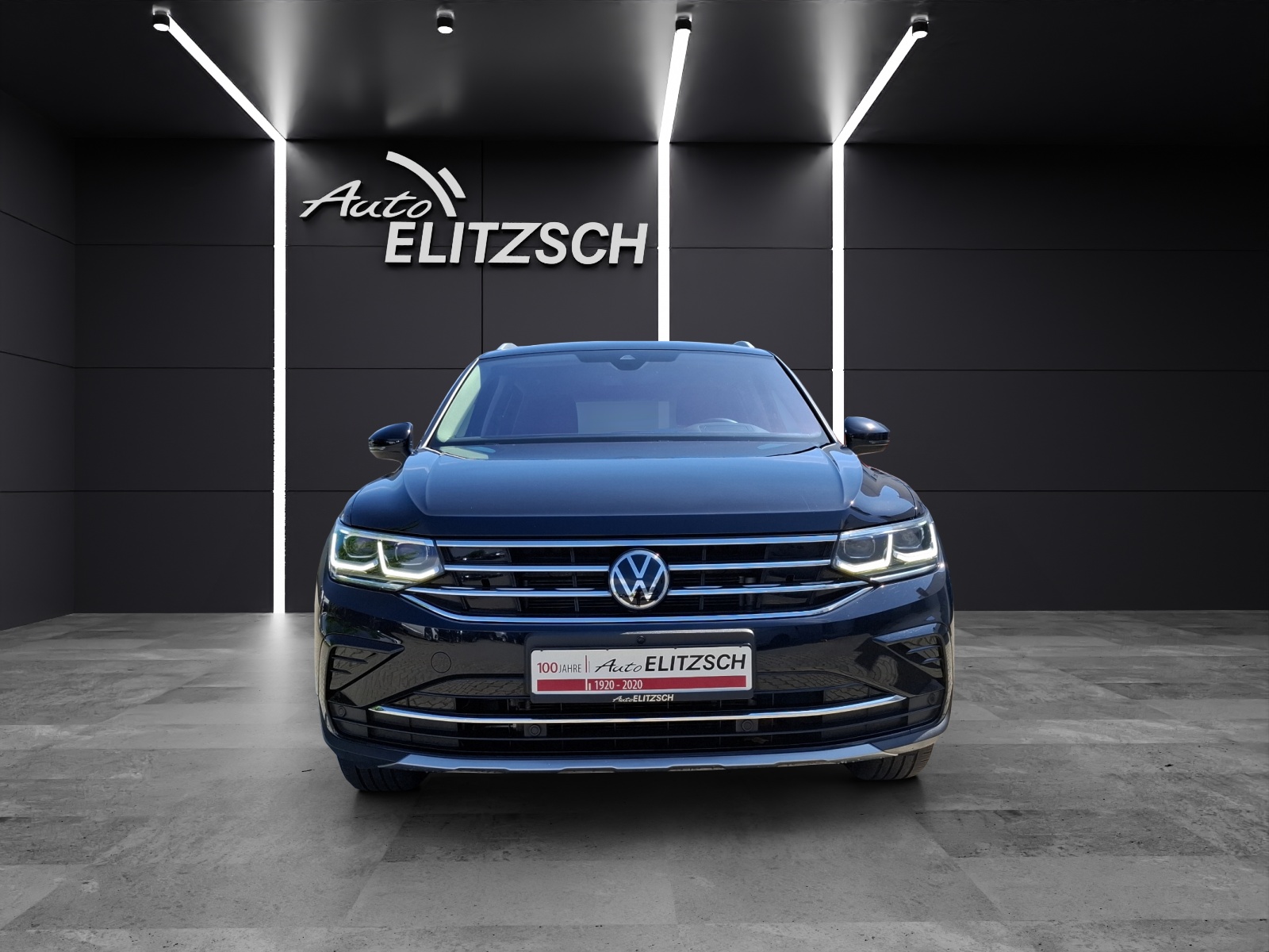 Fahrzeugabbildung Volkswagen Tiguan TDI Elegance 4M STH Matrix AHK Navi AID ACC HUD RFK