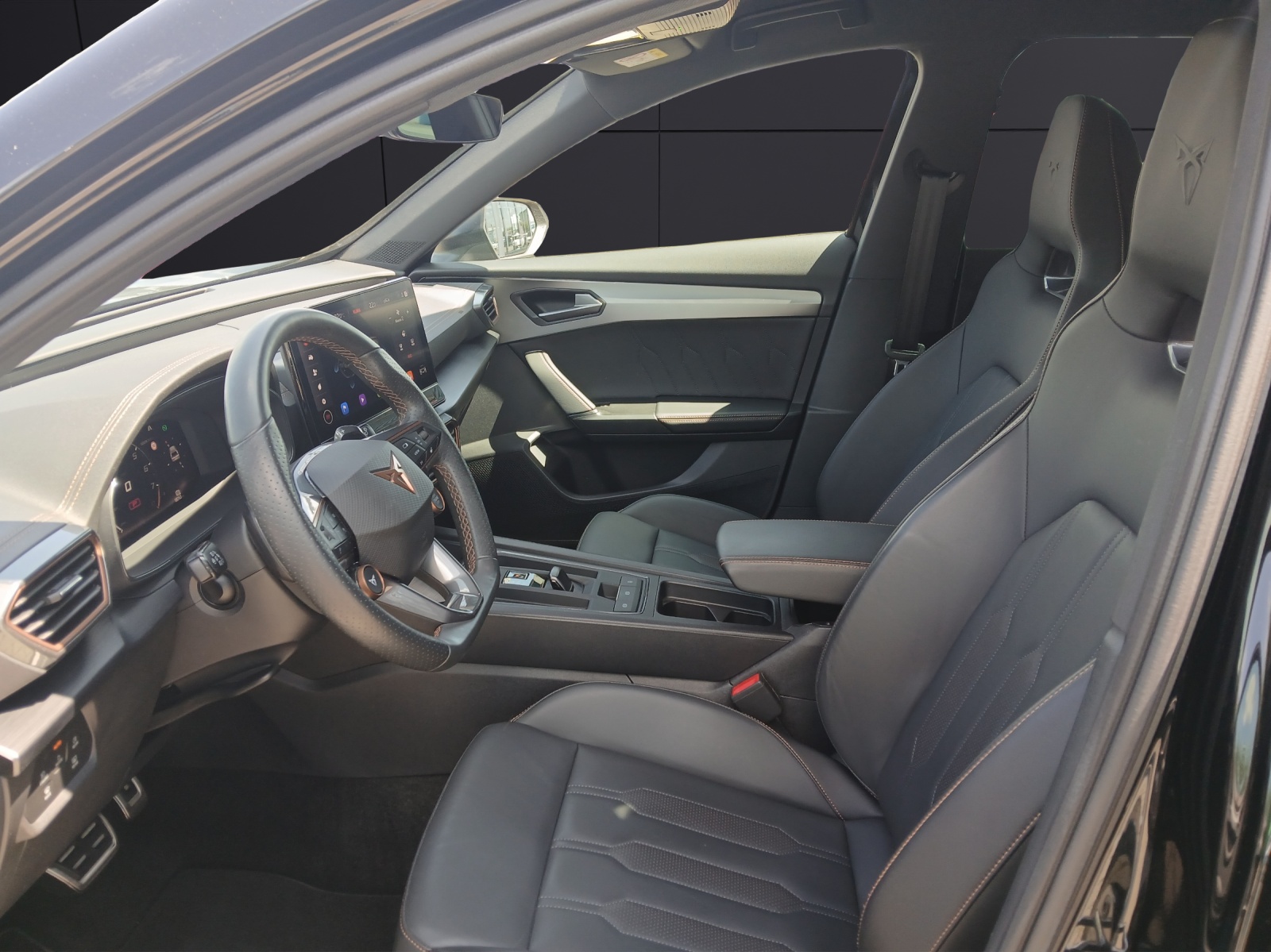 Fahrzeugabbildung CUPRA Formentor VZ5 Matrix GRAIL-Sportauspuff AID ACC RFK 20