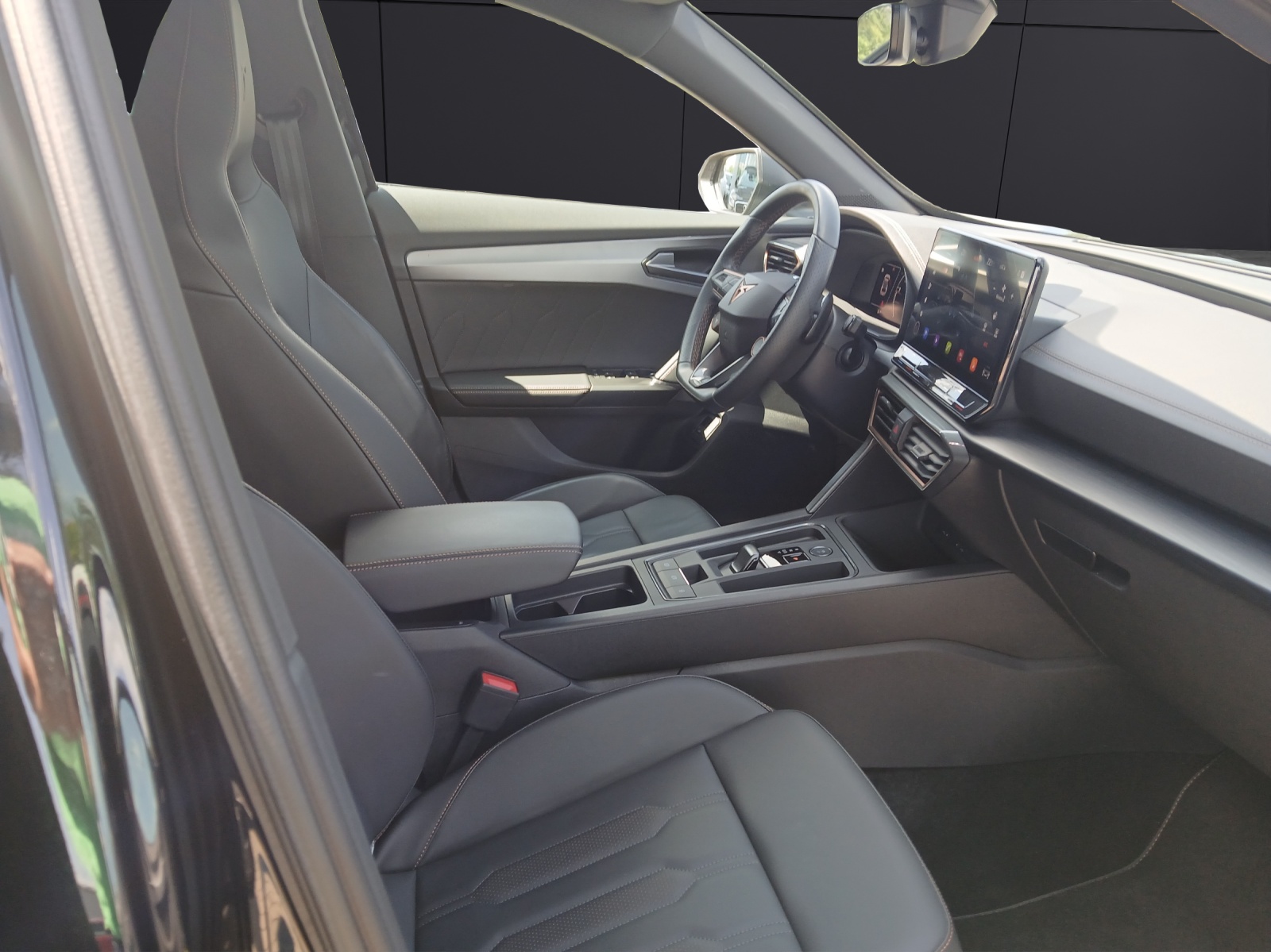 Fahrzeugabbildung CUPRA Formentor VZ5 Matrix GRAIL-Sportauspuff AID ACC RFK 20