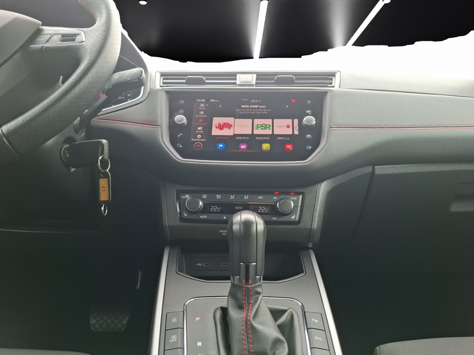 Fahrzeugabbildung SEAT Arona TSI FR-Line DSG LED Navi AID ACC RFK SH