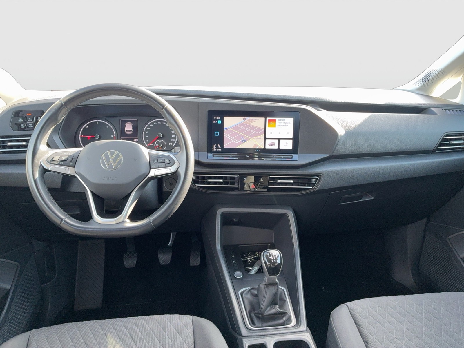 Fahrzeugabbildung Volkswagen Caddy TDI Life Standhzg. LED AHK Navi ACC PDC SHZ LM