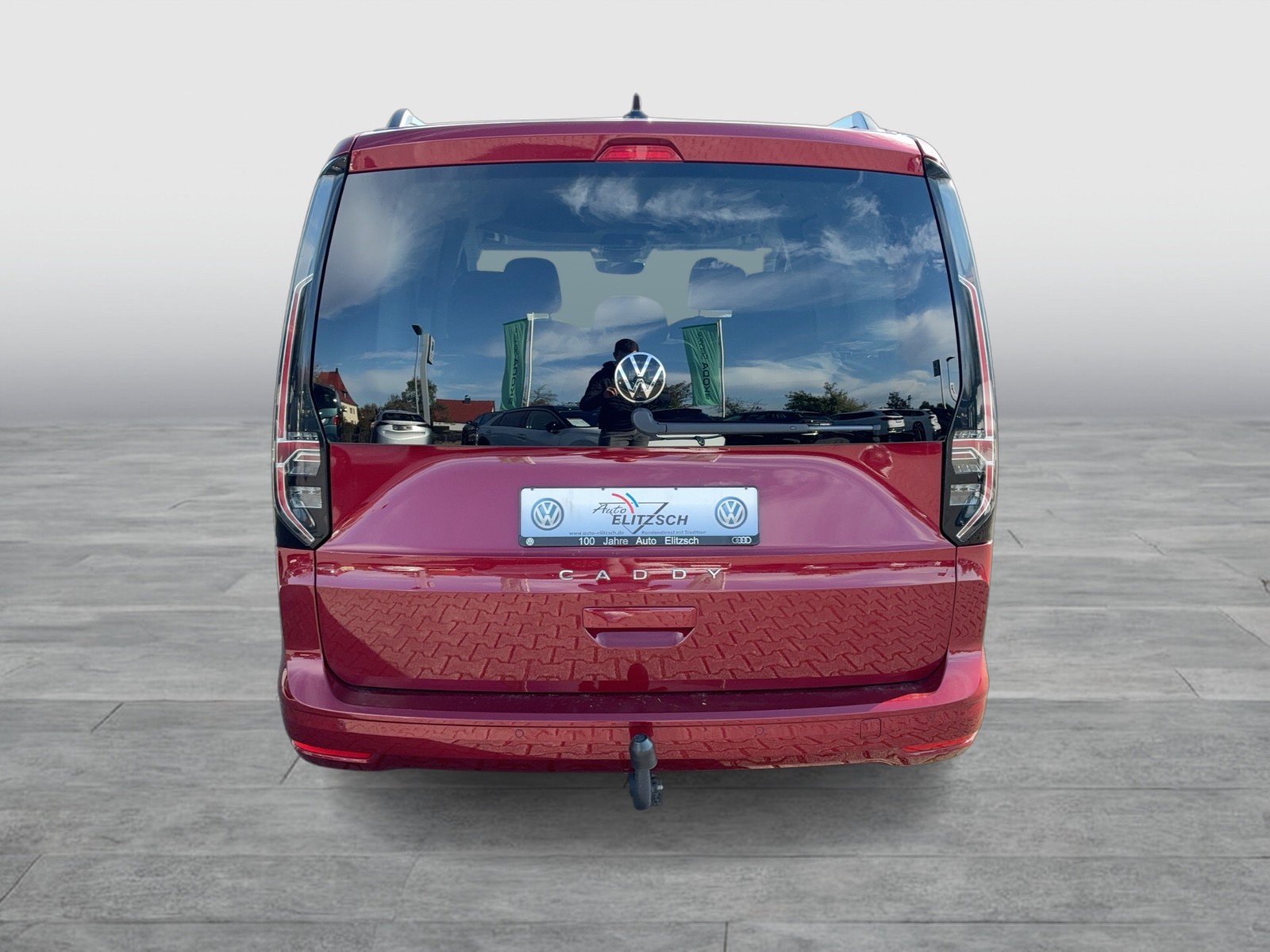 Fahrzeugabbildung Volkswagen Caddy TDI Life Standhzg. LED AHK Navi ACC PDC SHZ LM