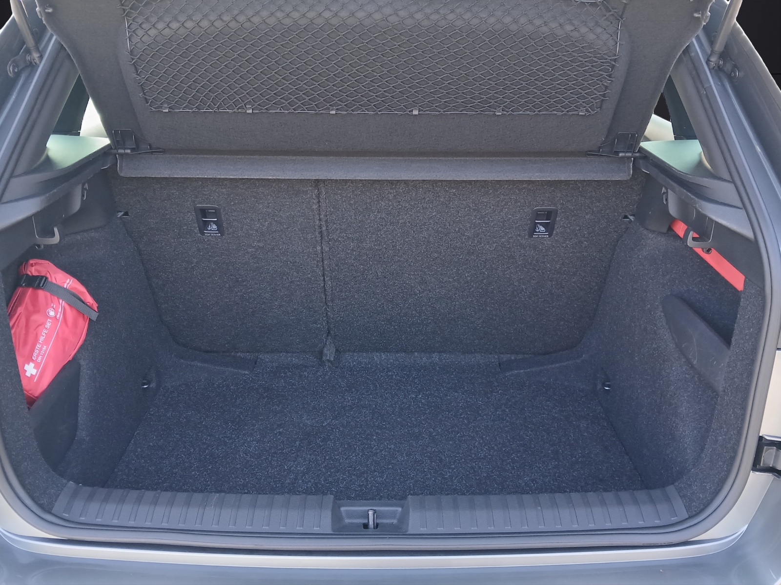 Fahrzeugabbildung SKODA Kamiq TSI Monte-Carlo LED Pano APP GRA PDC SH 18