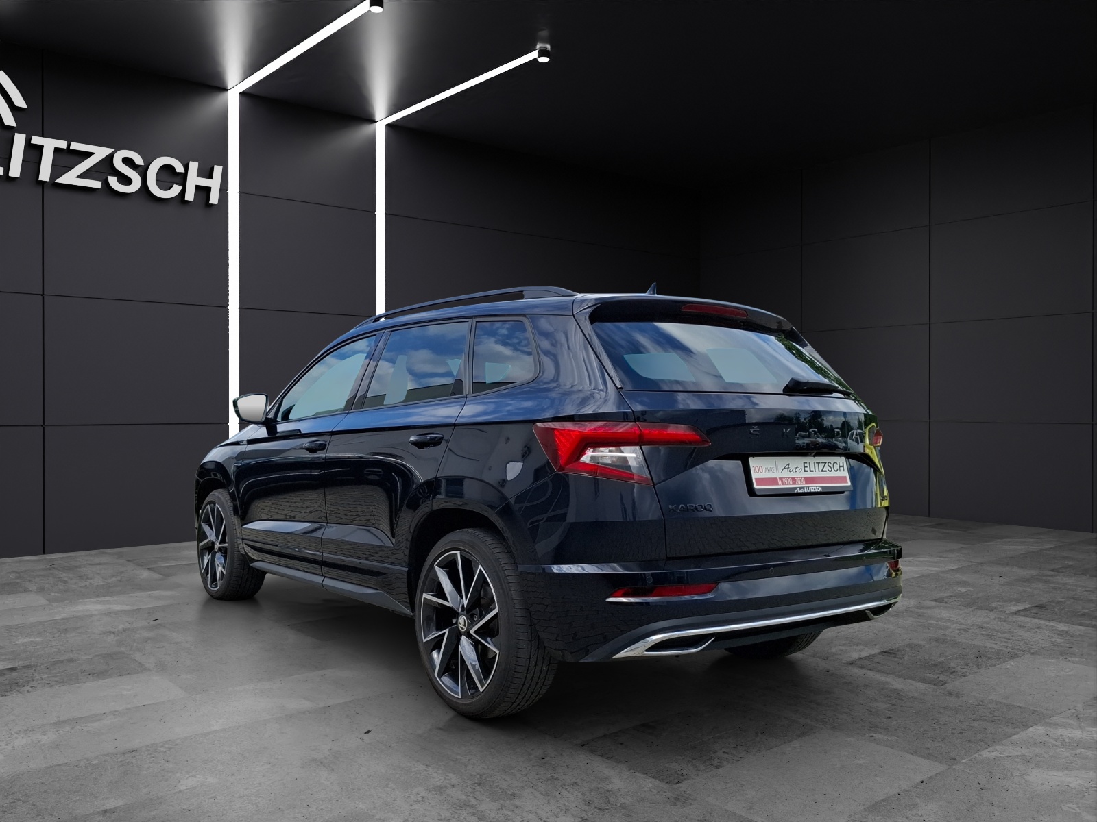 Fahrzeugabbildung SKODA Karoq TSI Sportline DSG 4x4 LED AHK Navi PANO ACC RFK 19
