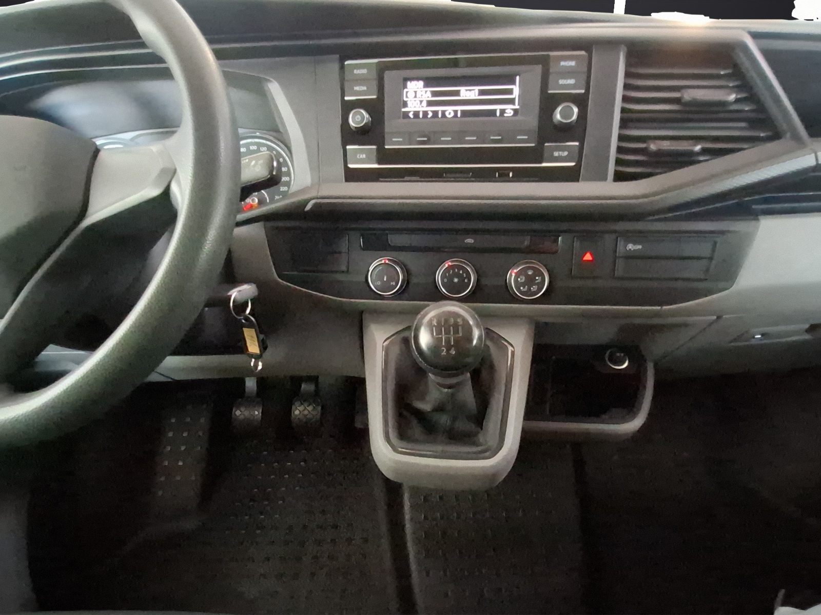 Fahrzeugabbildung Volkswagen T6 Transporter T6.1 TDI Kasten EcoProfi AHK DAB ohne Klima!!!