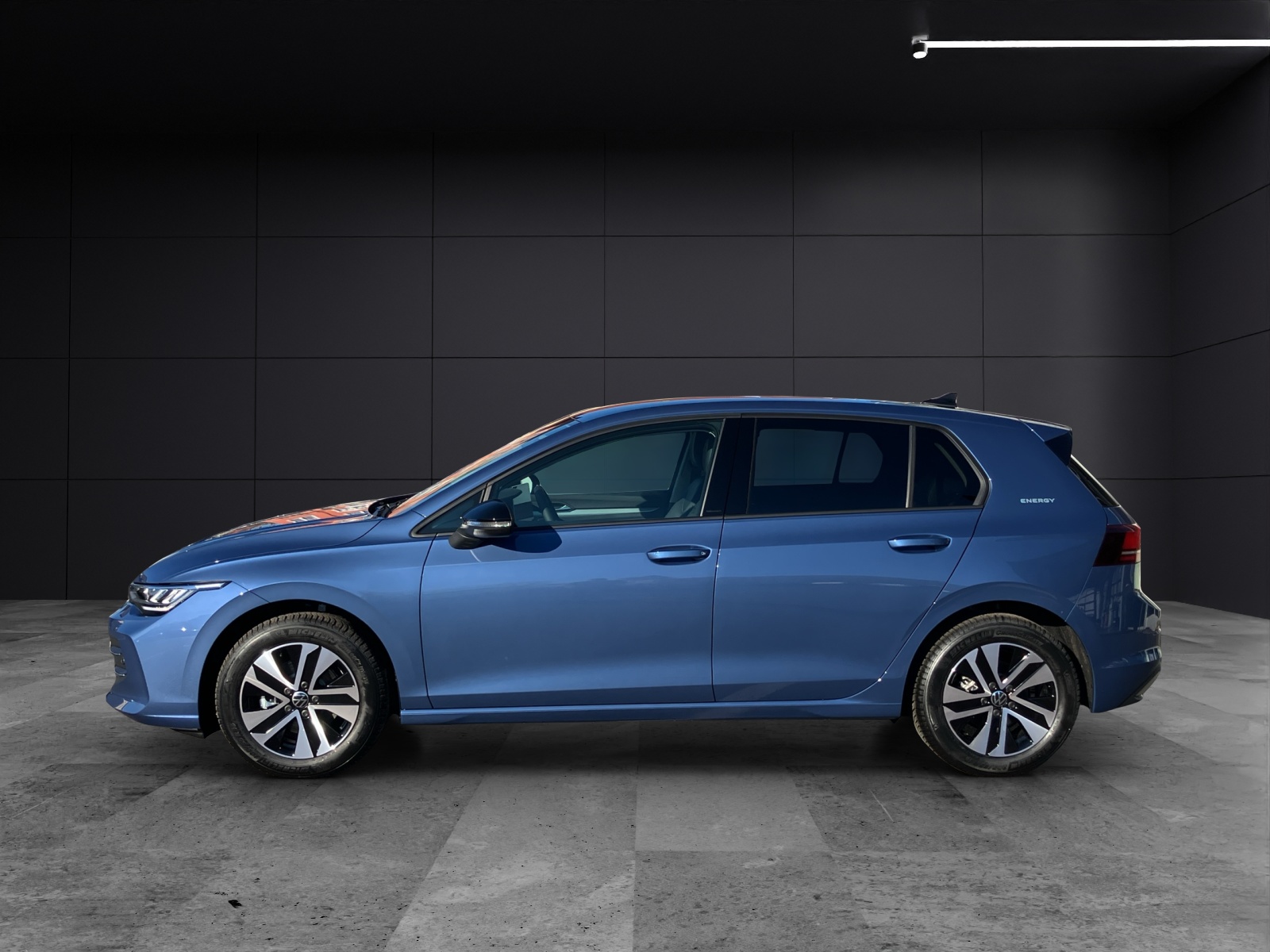 Fahrzeugabbildung Volkswagen Golf Energy AHZV NAVI LED DAB