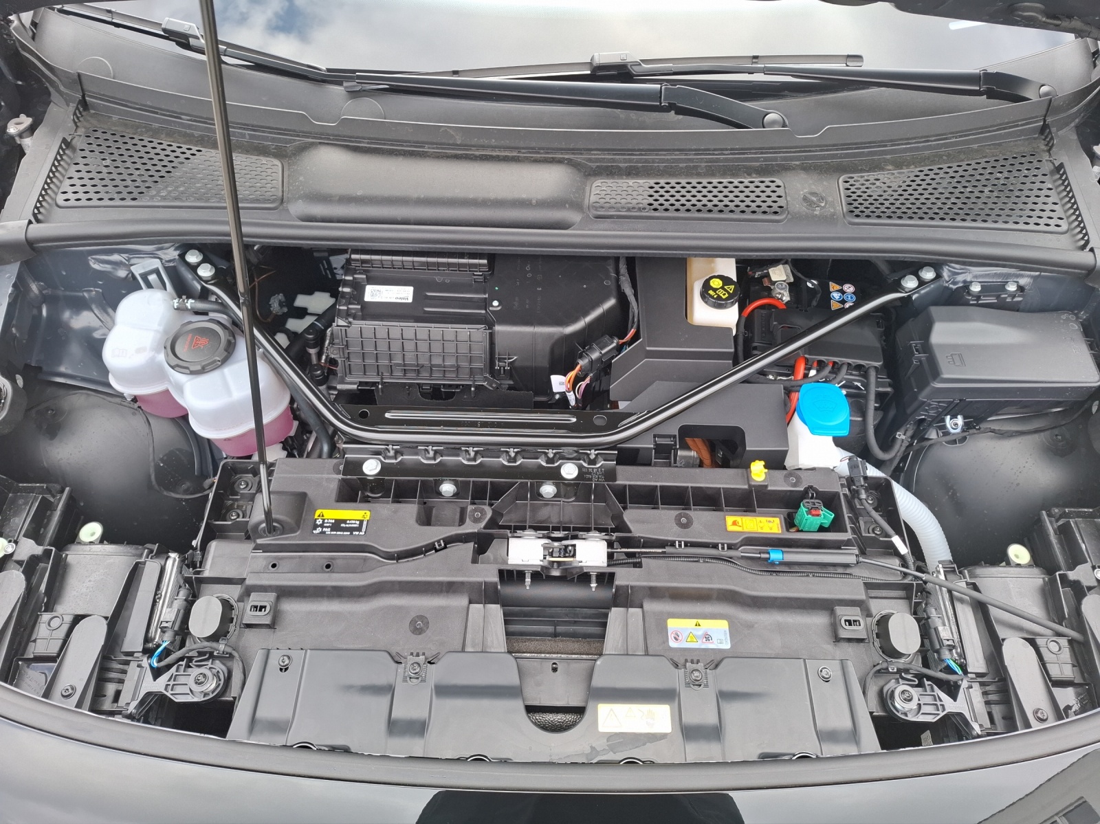 Fahrzeugabbildung Volkswagen ID.7 Pro 210 kW