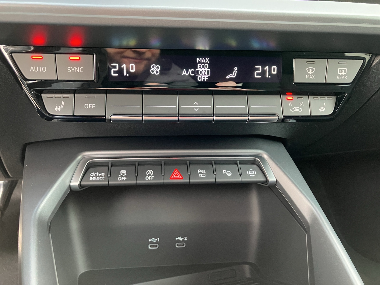 Fahrzeugabbildung Audi RS 3 Limousine 2.5 TFSI quattro Matrix LED, NAVI, ACC , 294 KW