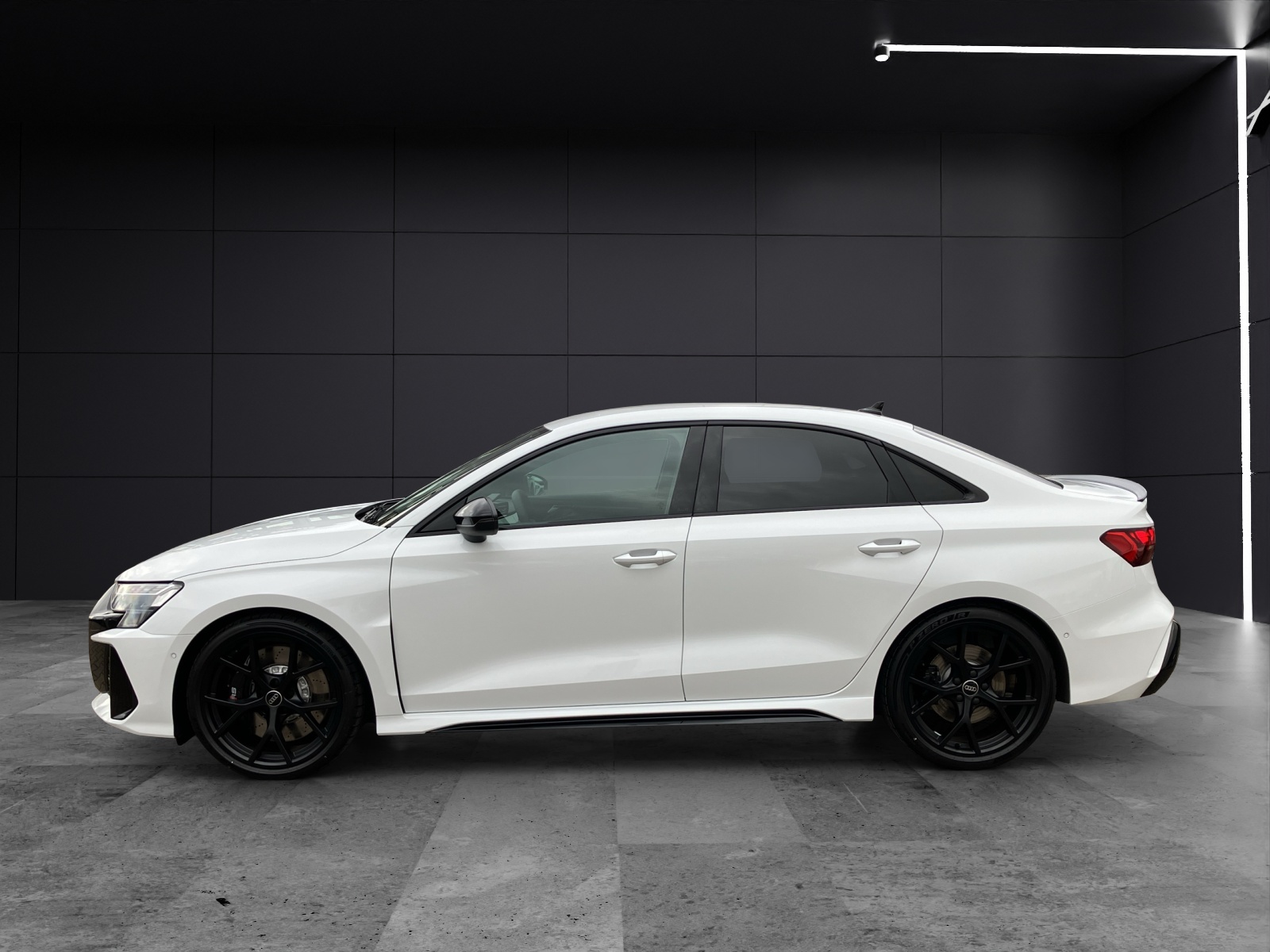 Fahrzeugabbildung Audi RS 3 Limousine 2.5 TFSI quattro Matrix LED, NAVI, ACC , 294 KW