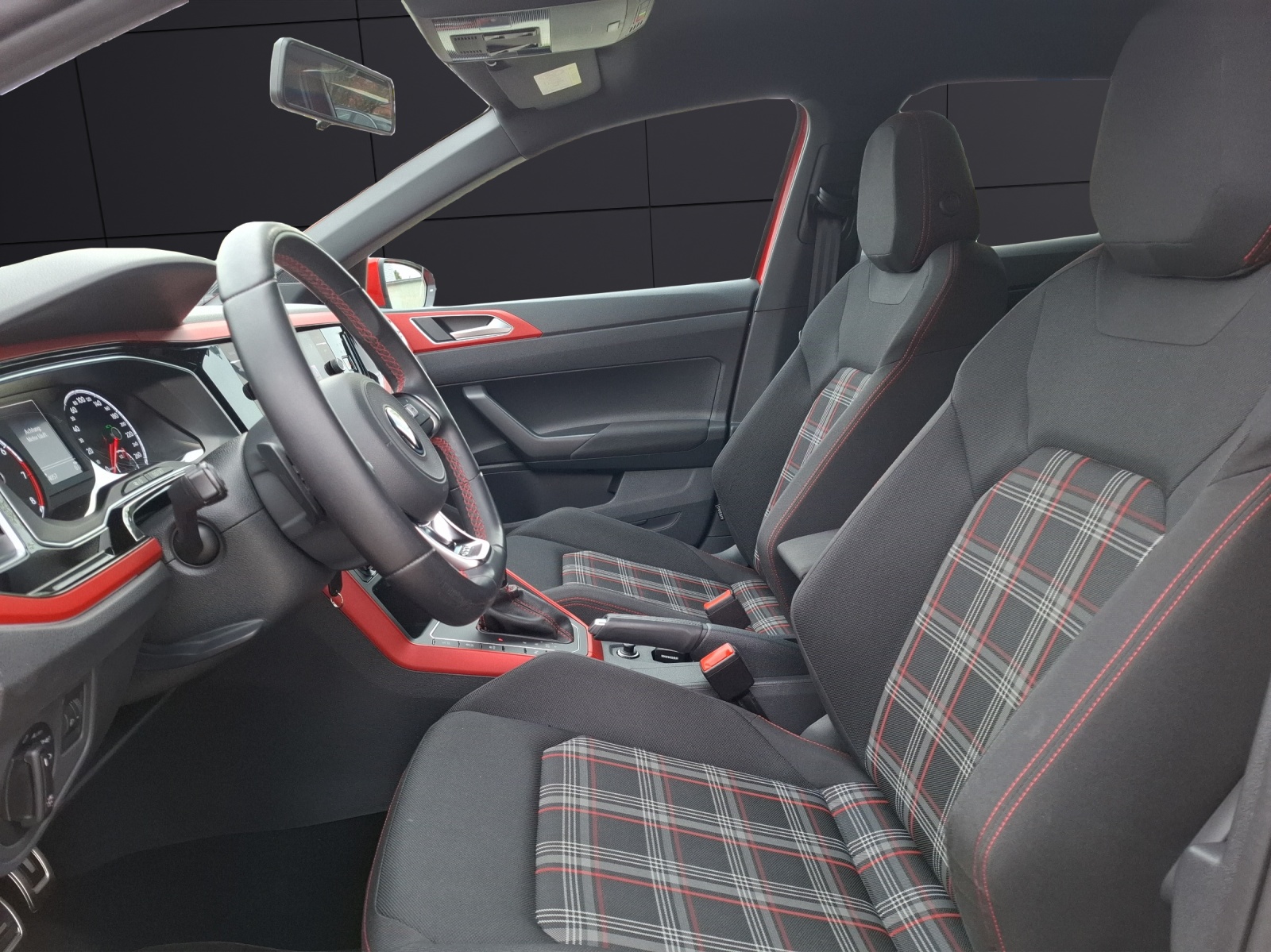 Fahrzeugabbildung Volkswagen Polo GTI DSG AppCon DAB PDC SH
