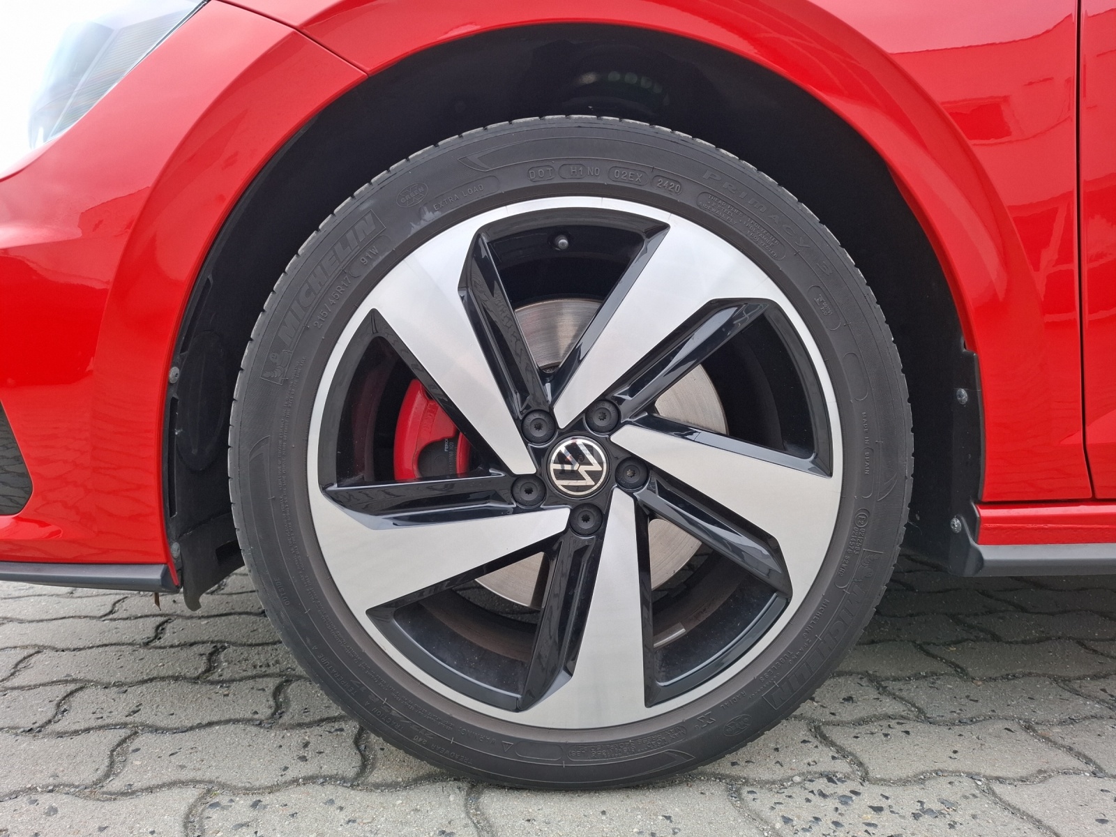Fahrzeugabbildung Volkswagen Polo GTI DSG AppCon DAB PDC SH
