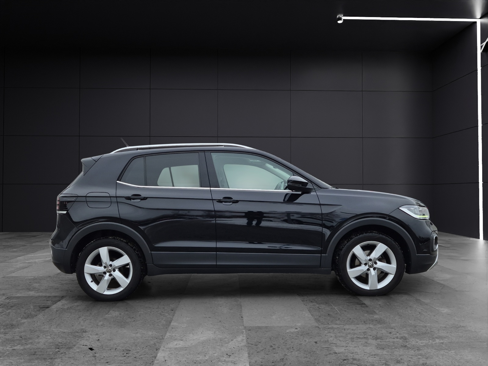 Fahrzeugabbildung Volkswagen T-Cross Style DSG AHK Kamera ACC LED Navi Climatronic