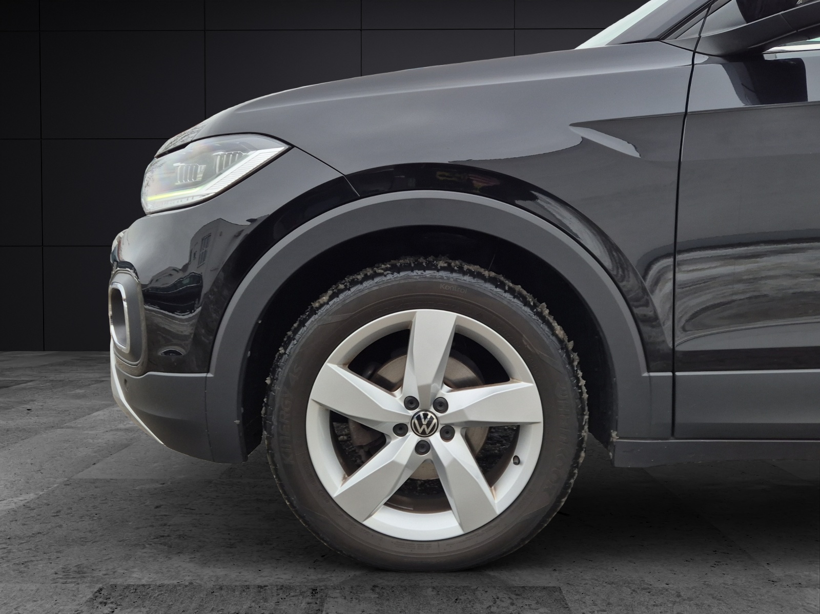 Fahrzeugabbildung Volkswagen T-Cross Style DSG AHK Kamera ACC LED Navi Climatronic