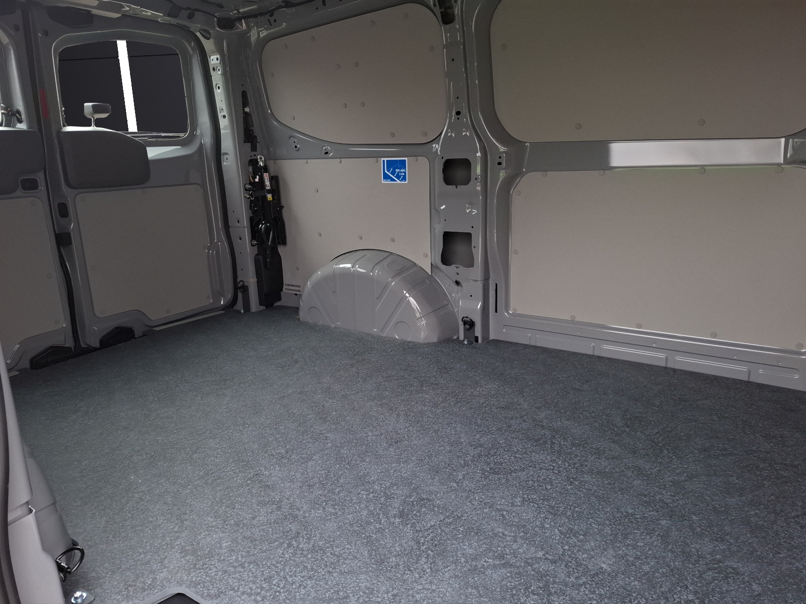 Fahrzeugabbildung Volkswagen Transporter Kasten TDI 110 kW 6-Gang 3100mm AHK Lane-Assist