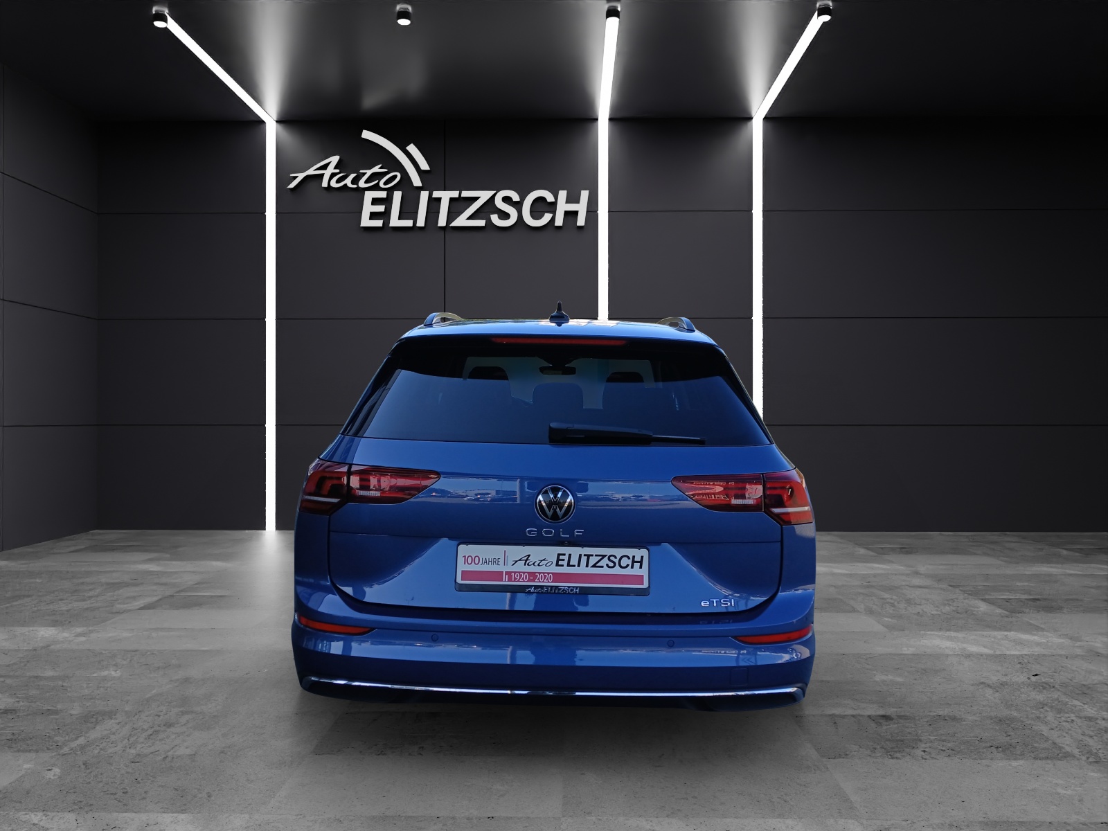 Fahrzeugabbildung Volkswagen Golf VIII Variant eTSI Goal DSG LED AHK Navi AID ACC RFK SH