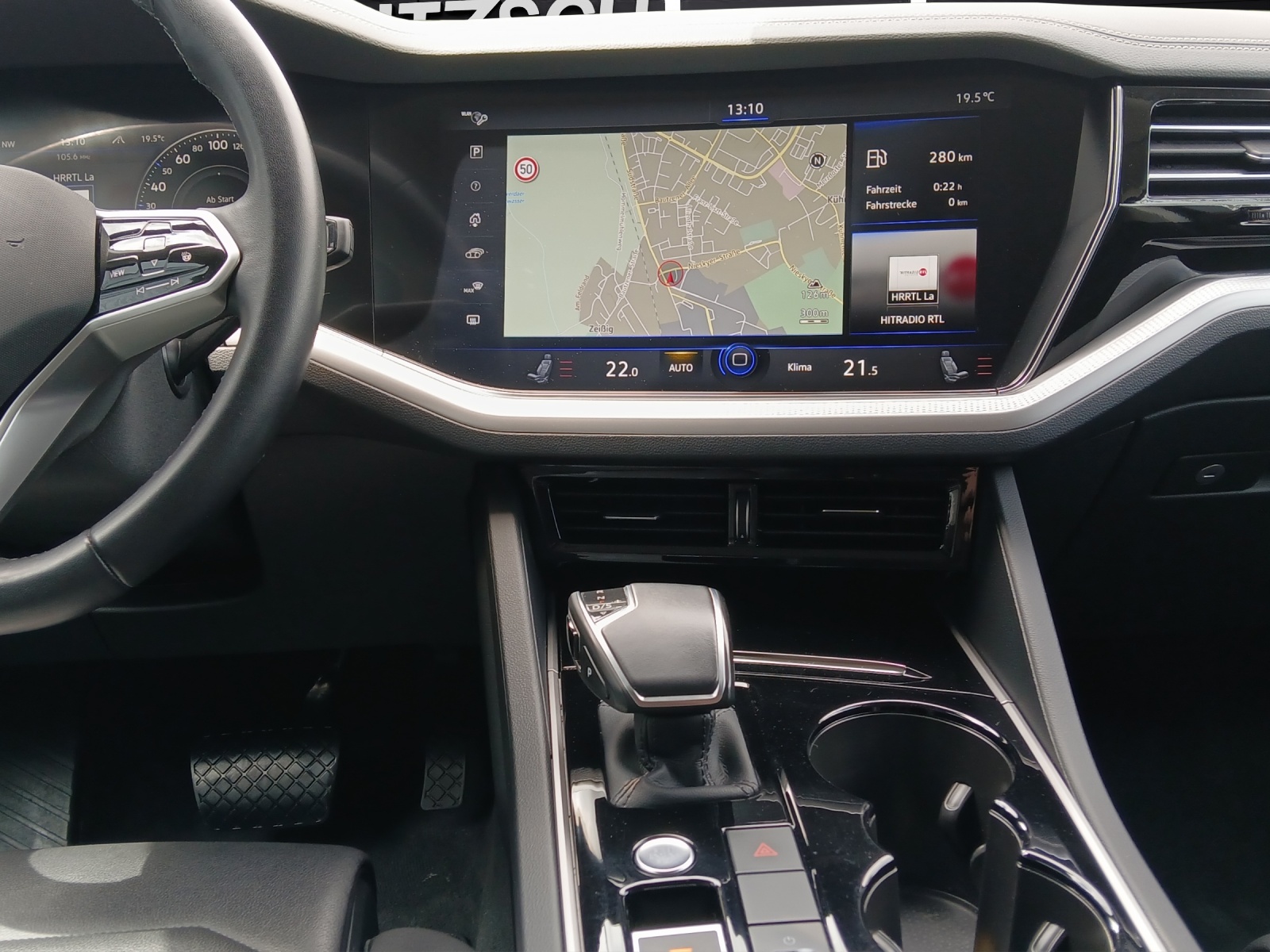 Fahrzeugabbildung Volkswagen Touareg 3.0 TDI 4M LED AHK Navi Luft ACC AID RFK SHZ