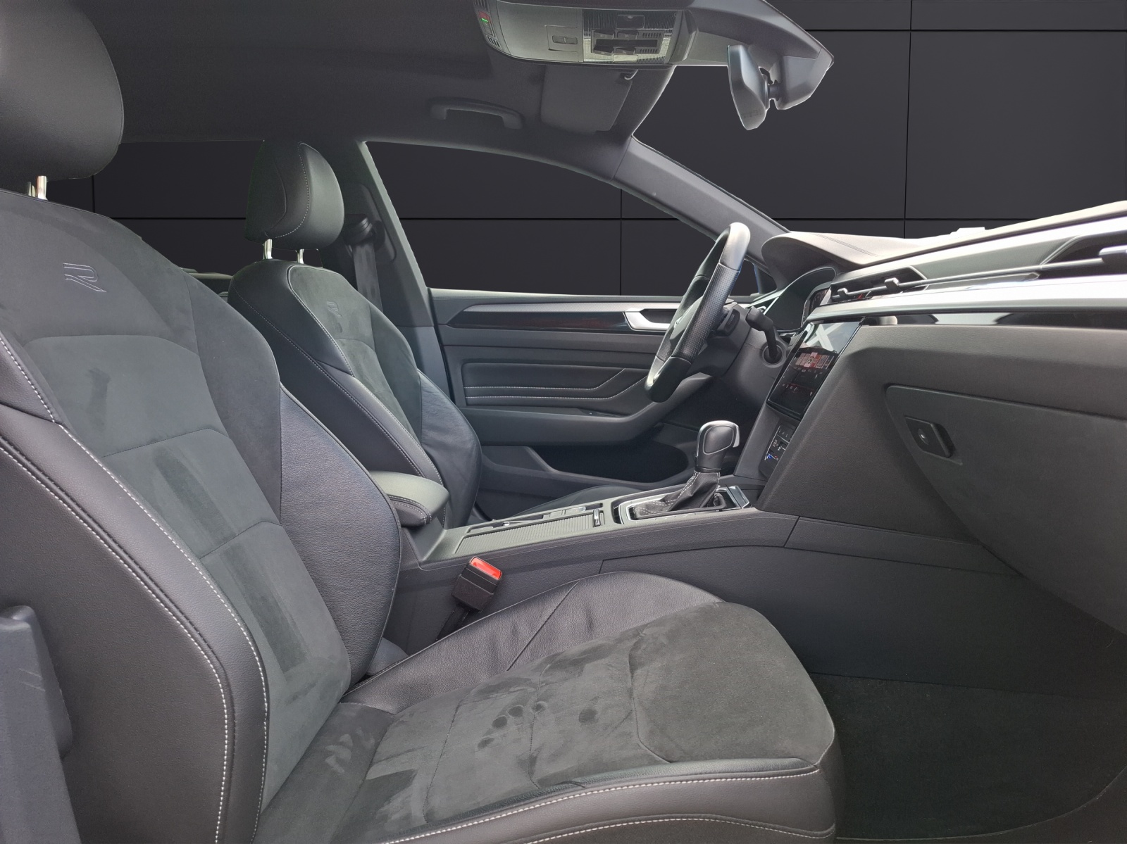 Fahrzeugabbildung Volkswagen Arteon SB TSI R-Line DSG LED Navi AID Pano Harman ACC RFK SH 18