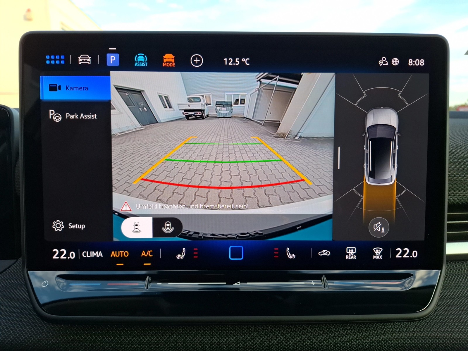 Fahrzeugabbildung Volkswagen T-Roc eTSI Life DSG LEDplus Navi AID ACC RFK SH