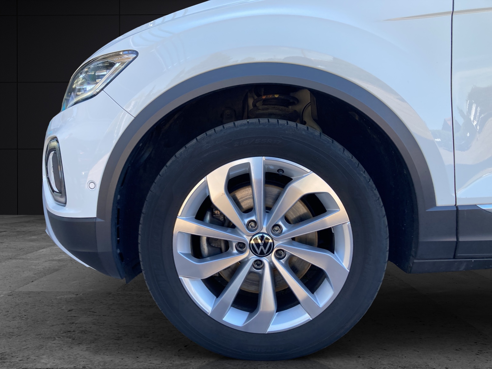 Fahrzeugabbildung Volkswagen T-Roc TDI Style DSG LED Navi ACC AHK PDC