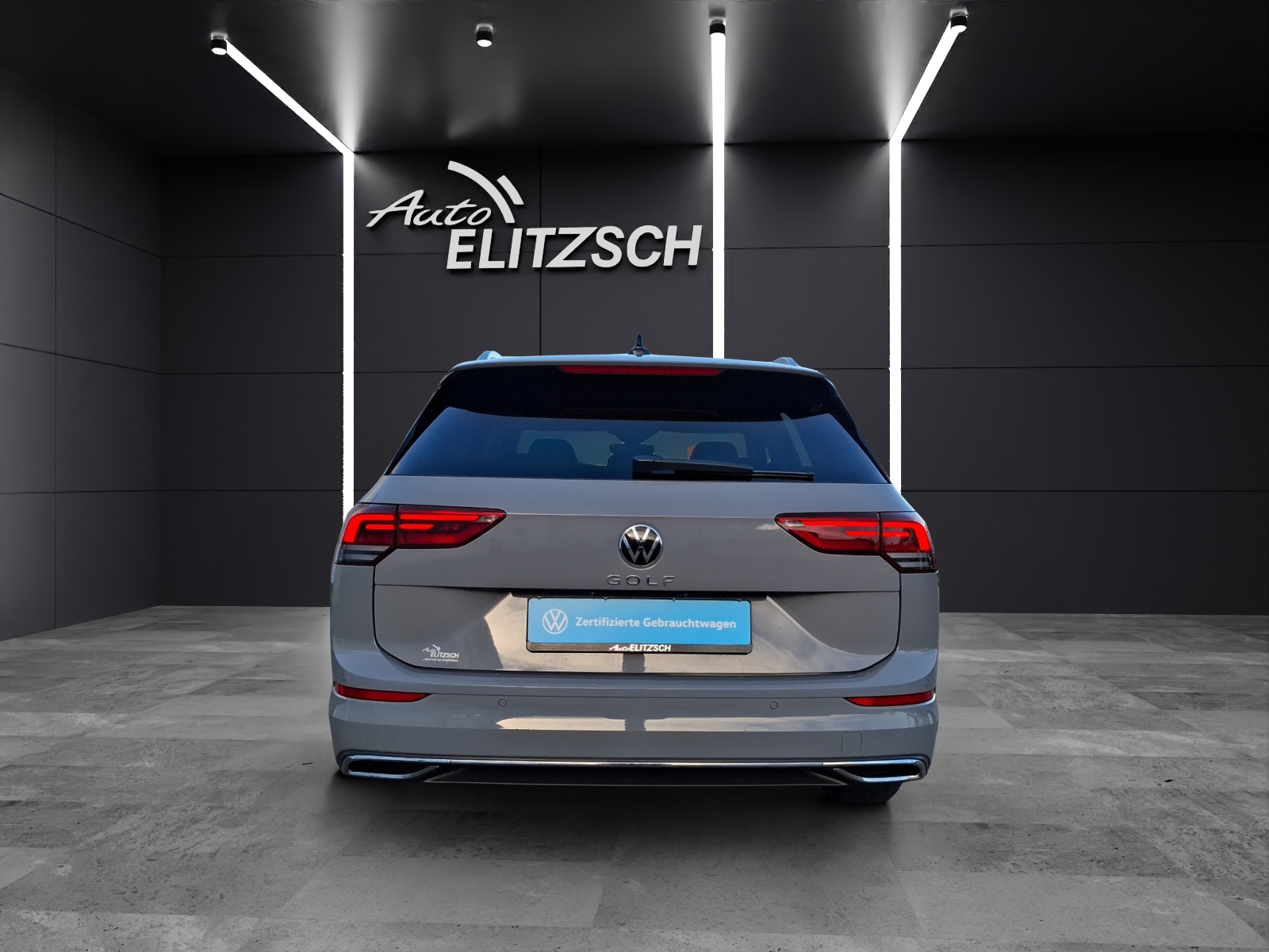 Fahrzeugabbildung Volkswagen Golf VIII Variant TSI Move LED ACC AID NAVI PDC SHZ
