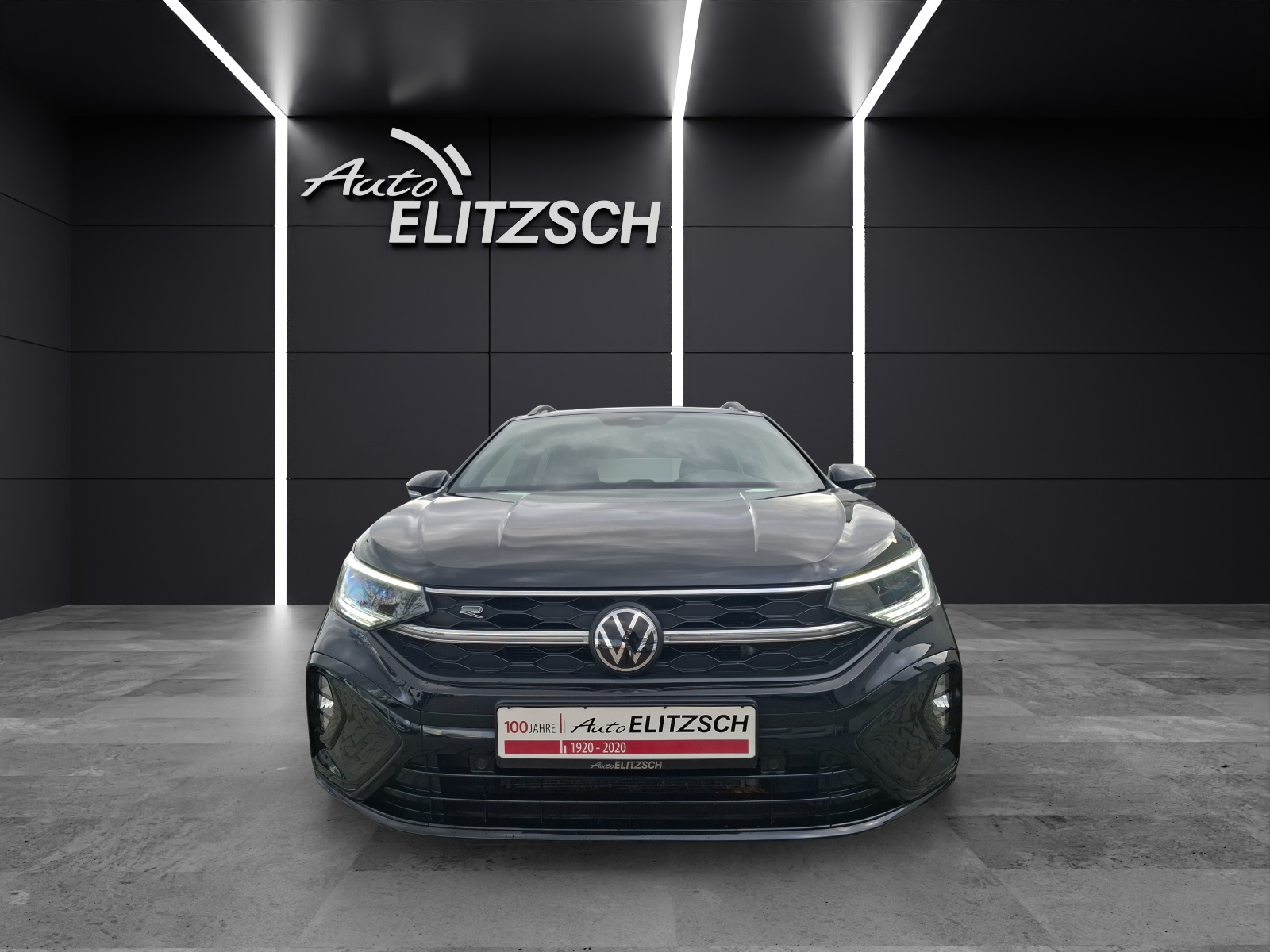 Fahrzeugabbildung Volkswagen Taigo R-Line DSG MatrixLED AHK Navi AID ACC RFK SH