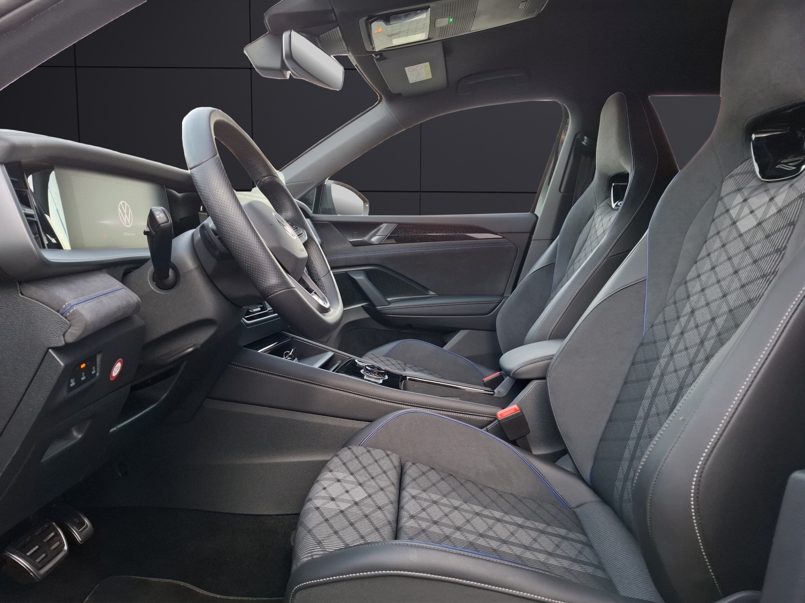 Fahrzeugabbildung Volkswagen Tayron TDI R-Line DSG 4M Matrix AHK Navi AID HUD ACC RFK SH 20